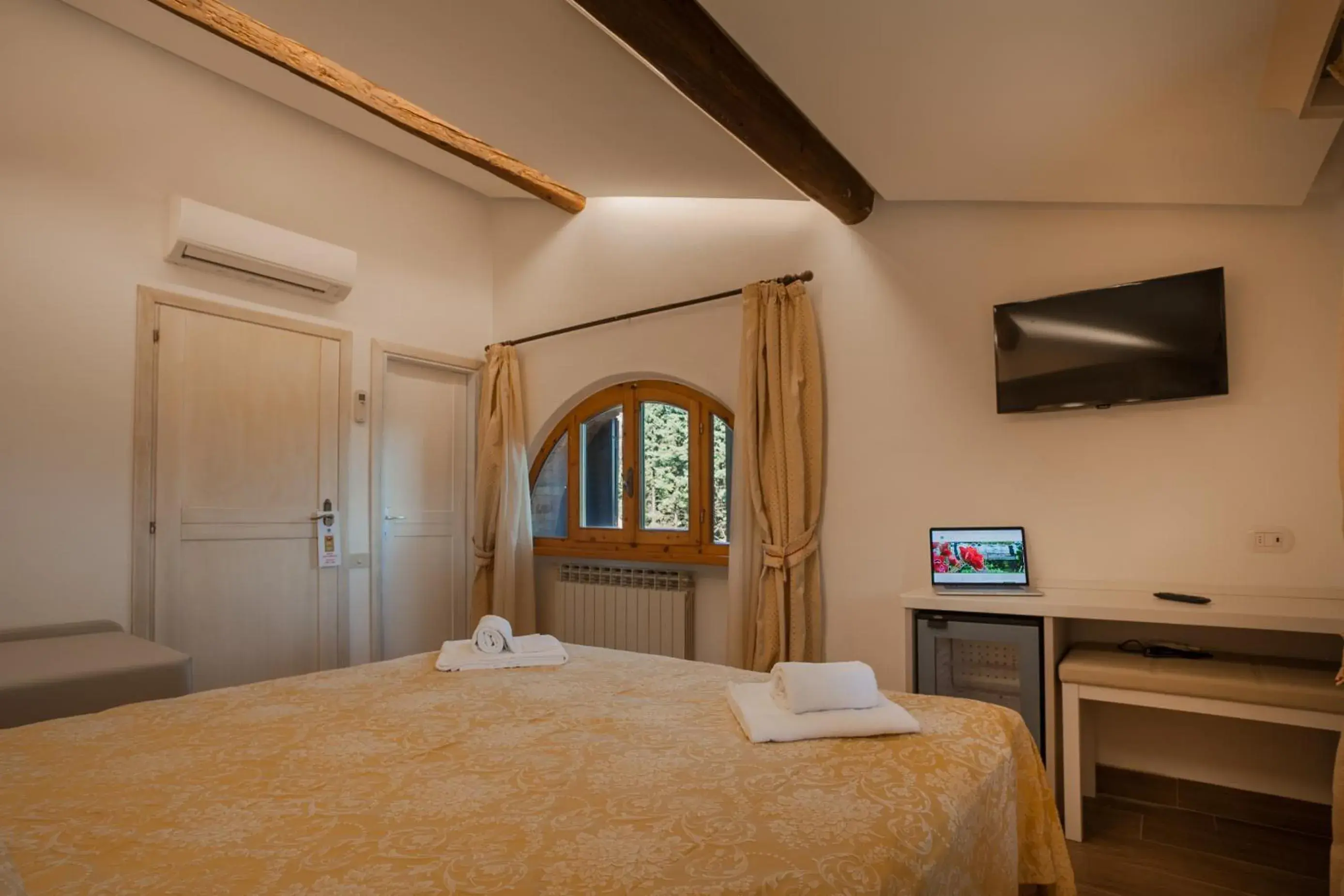 Other, Bed in Hotel Villa San Giorgio
