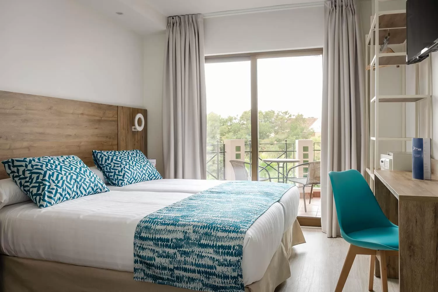 Double or Twin Room in Hotel Boutique Calas de Alicante