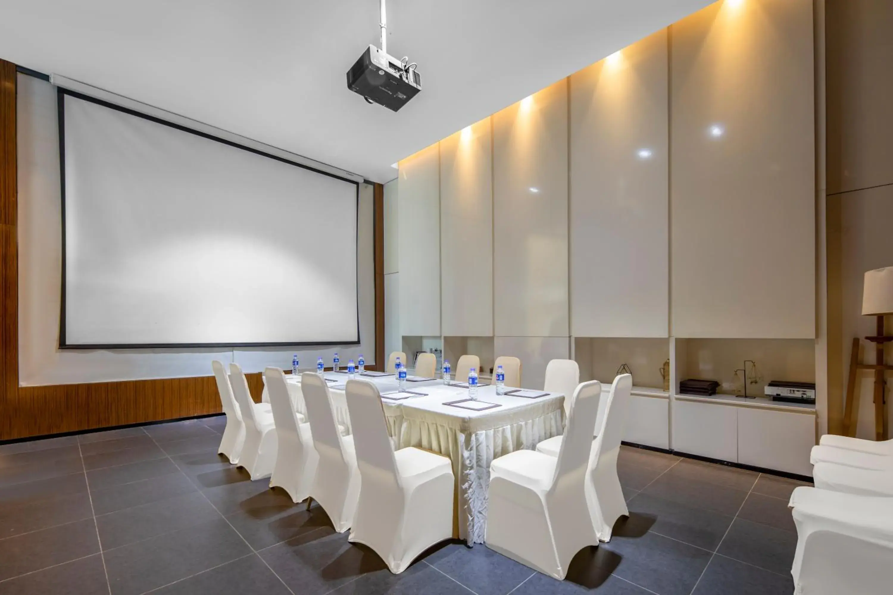 Meeting/conference room in Minimax Hotel Shanghai Songjiang