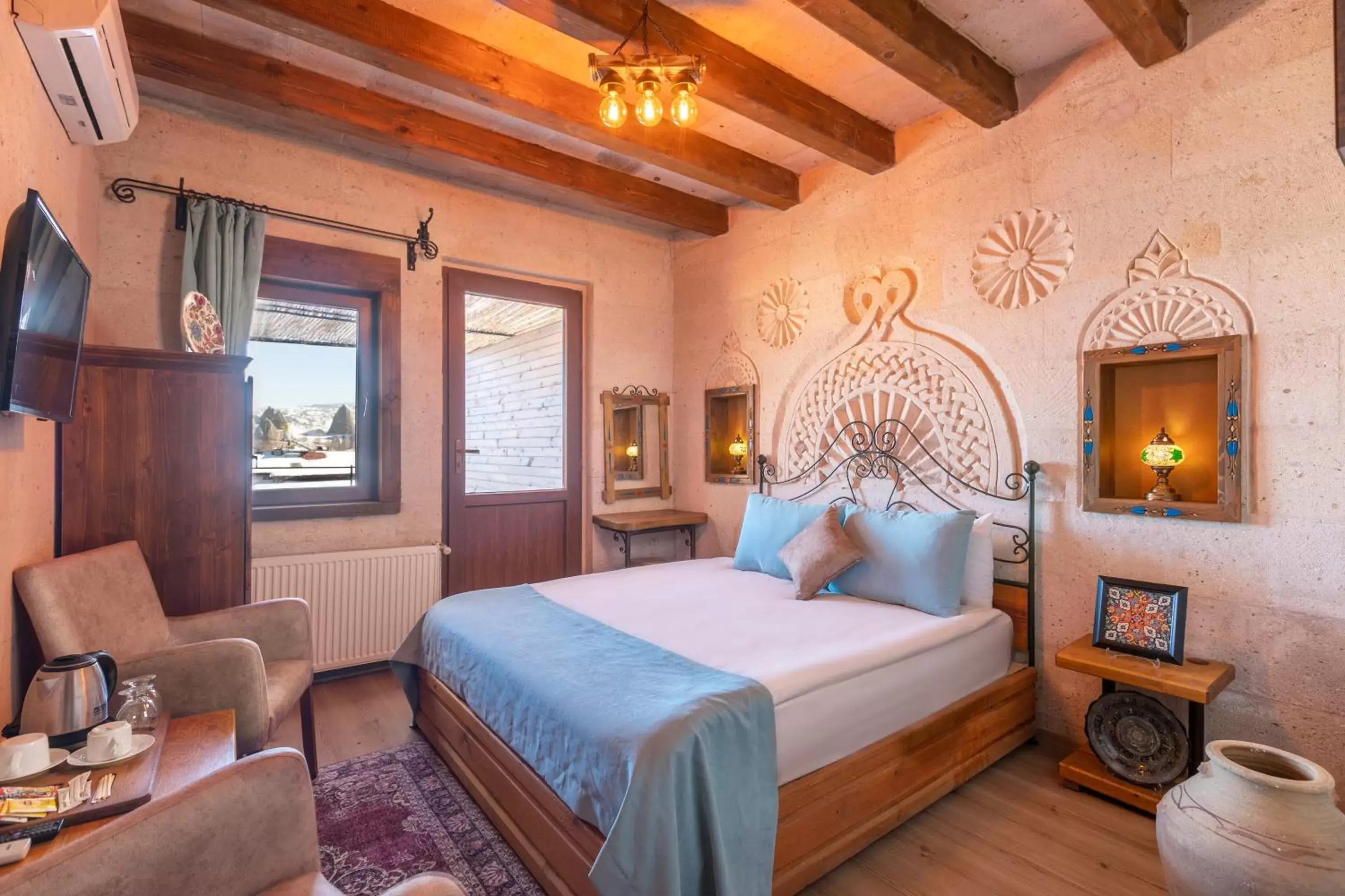 Bedroom, Bed in Maron Stone House