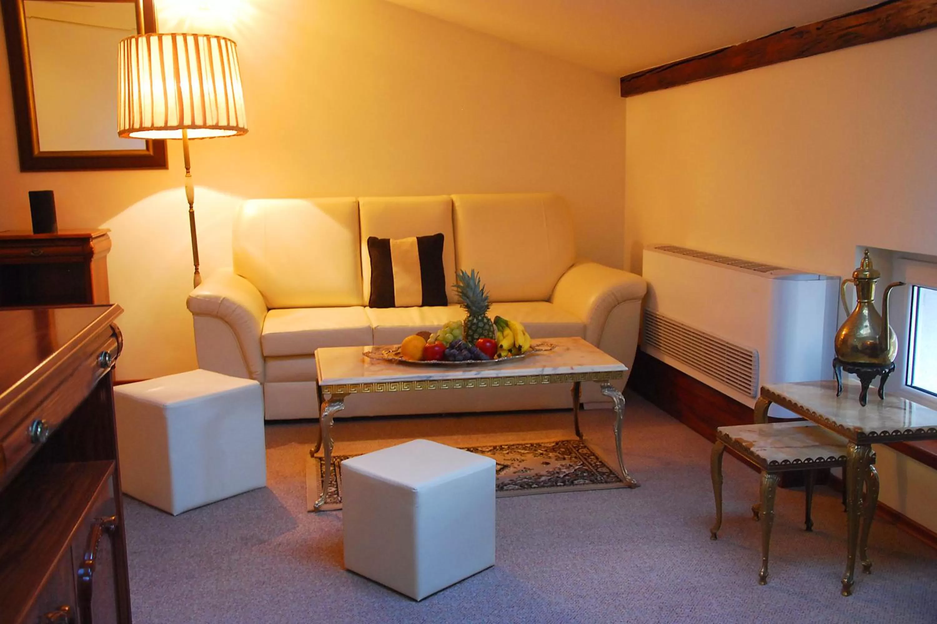 Living room, Seating Area in Old Time Hotel