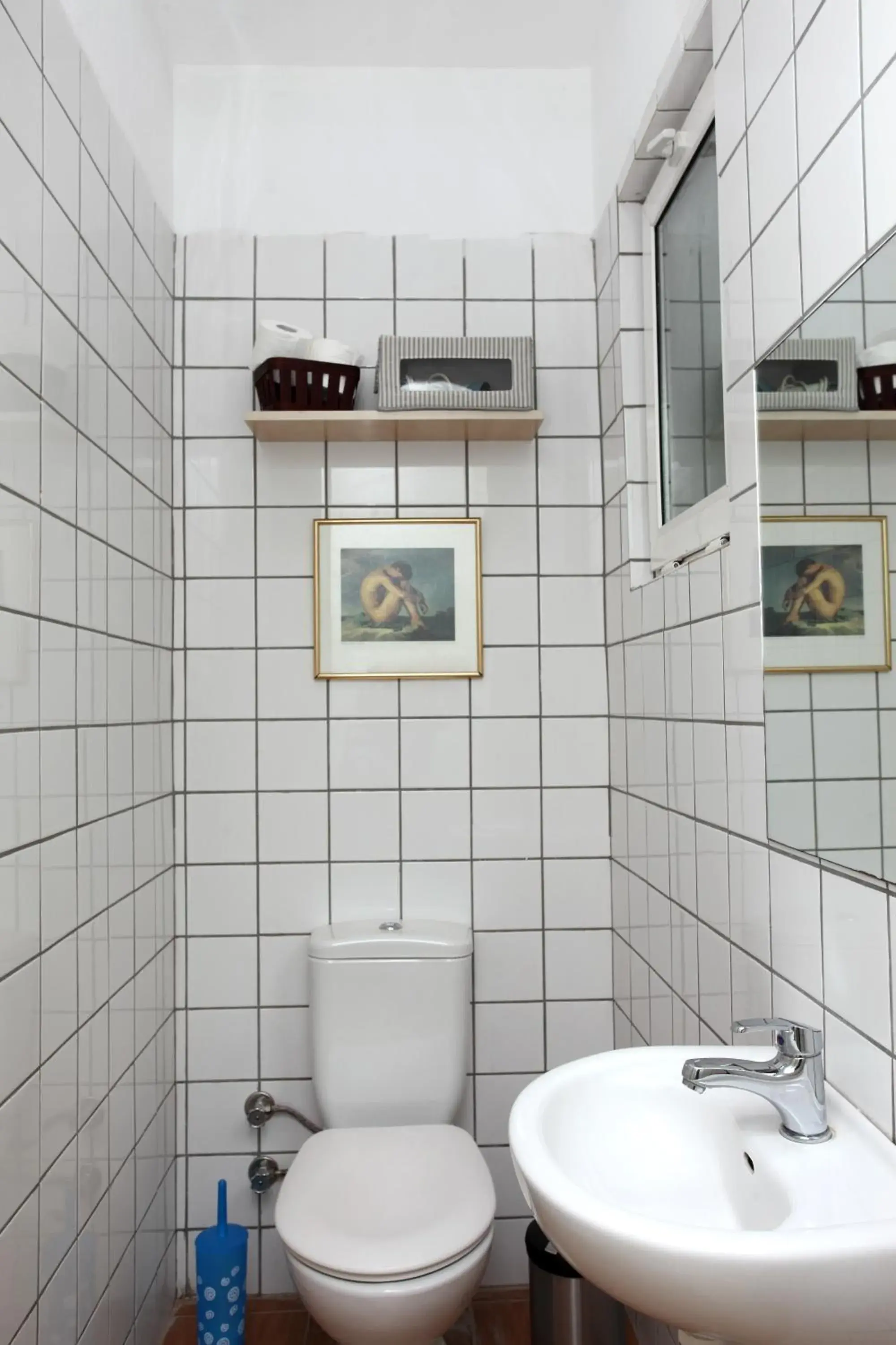 Toilet, Bathroom in Cheers Porthouse