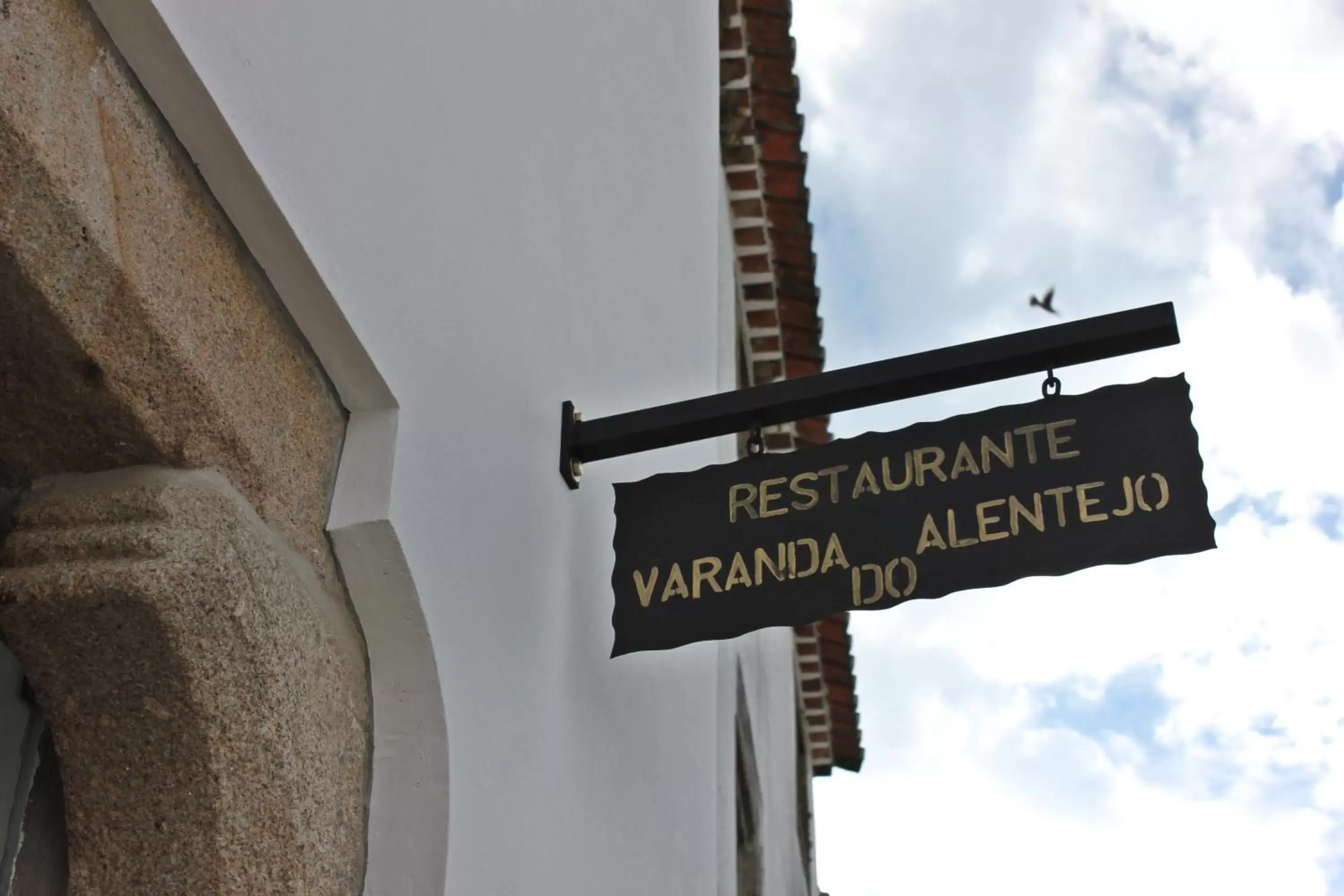 Restaurant/places to eat, Logo/Certificate/Sign/Award in Dom Dinis Marvão