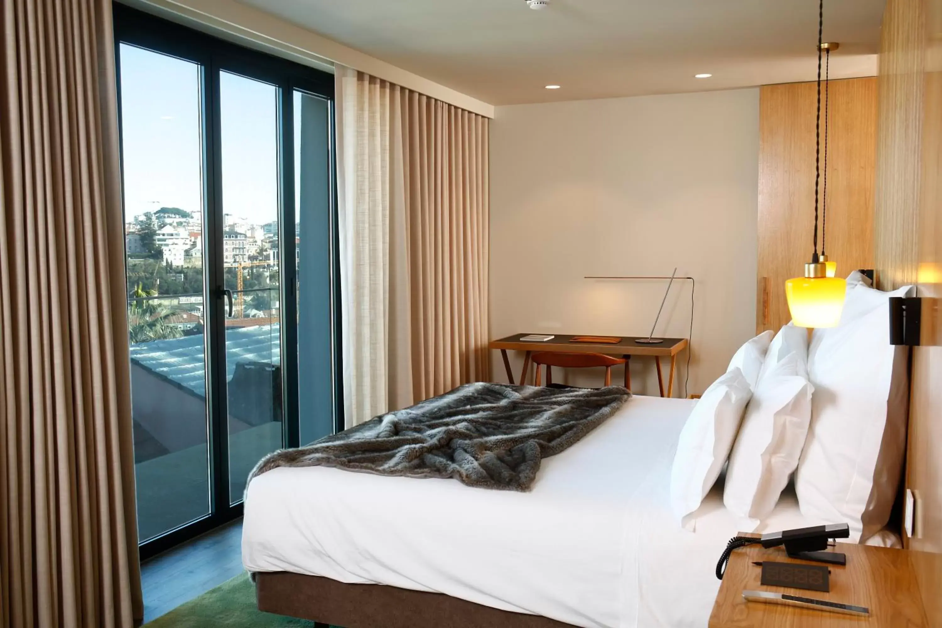 Bedroom in Memmo Príncipe Real - Design Hotels