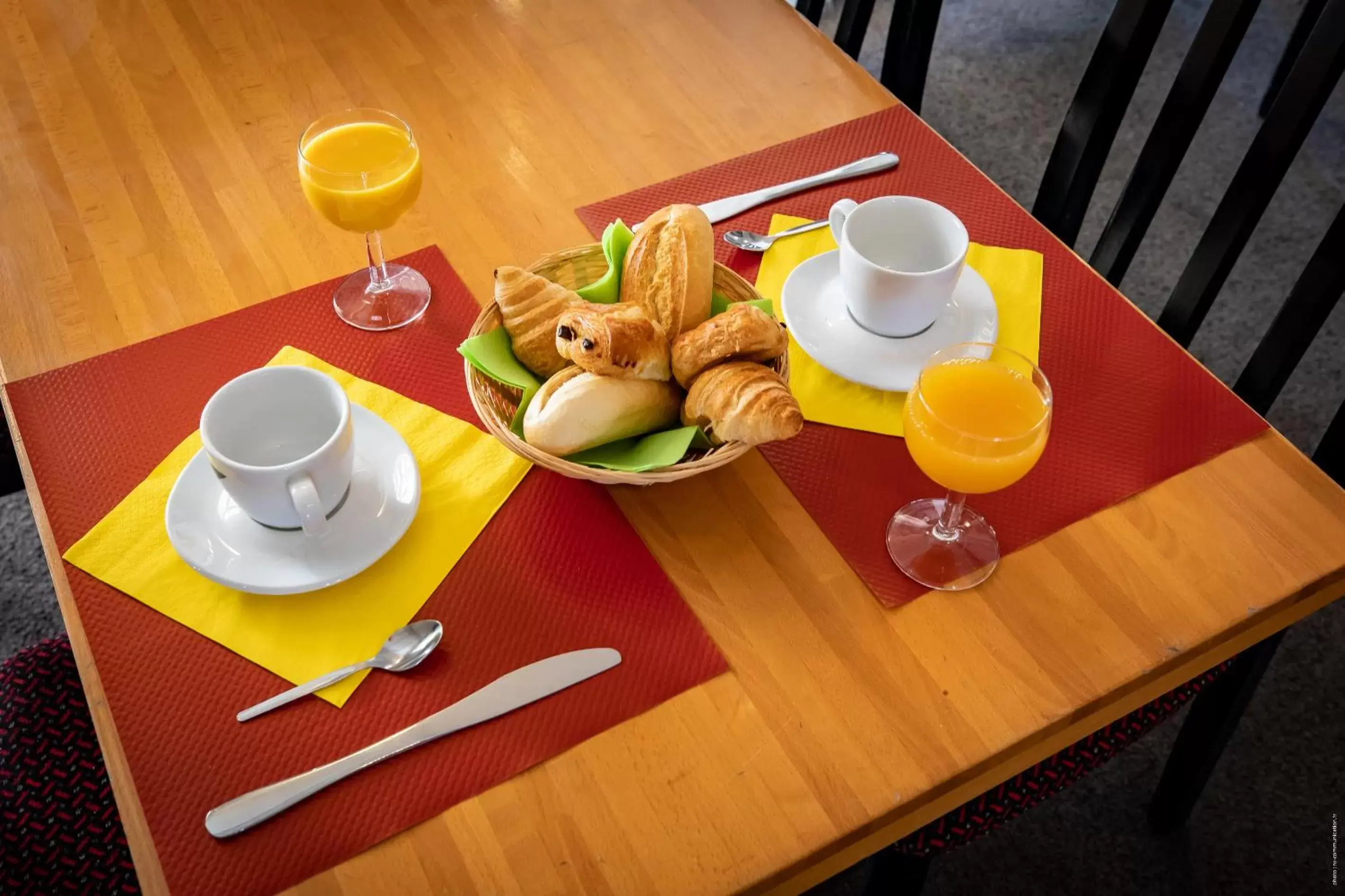 Breakfast in Hotel de la Gare