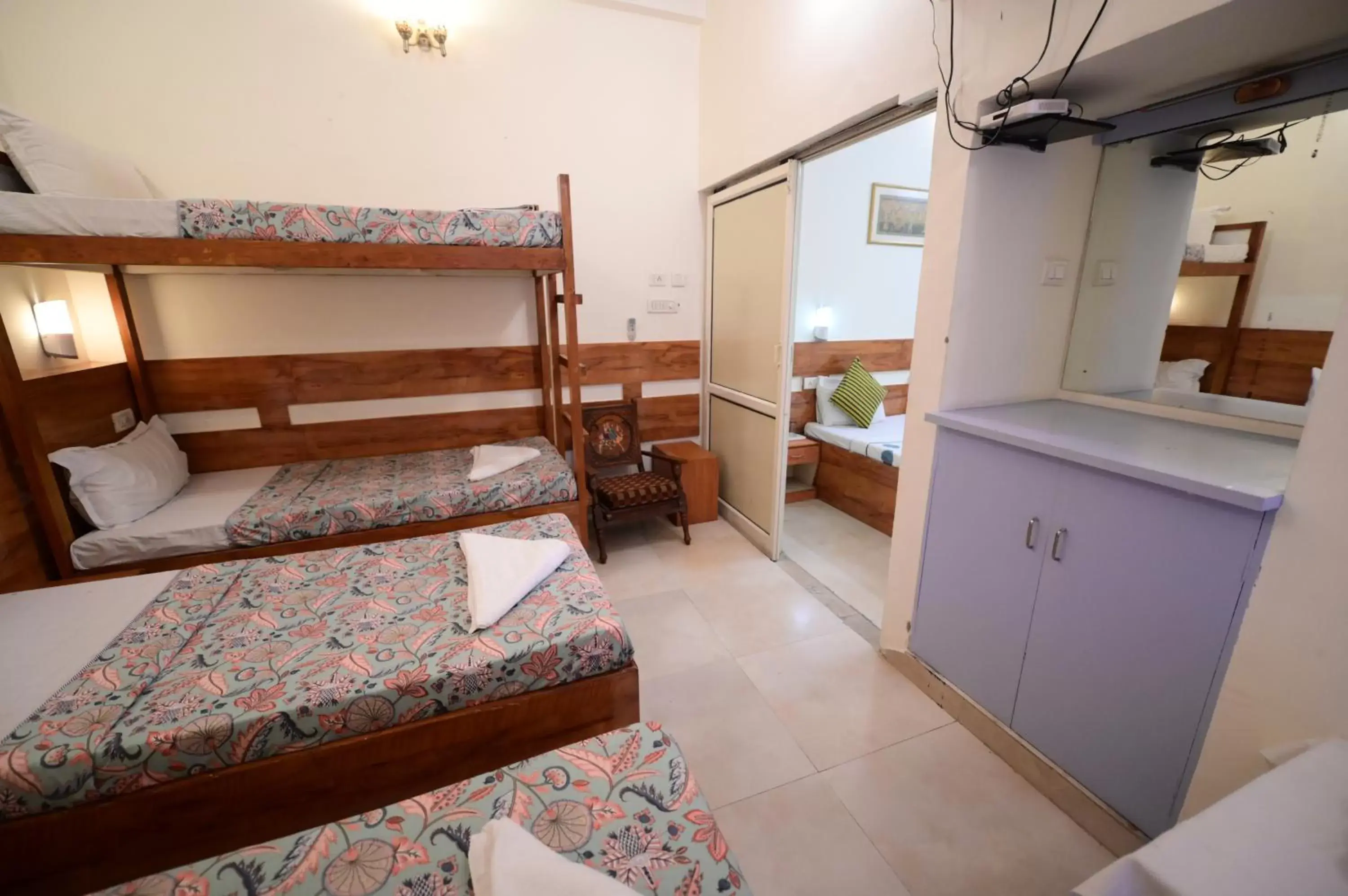 Bed, Bunk Bed in Chitra Katha - A Story Per Stay