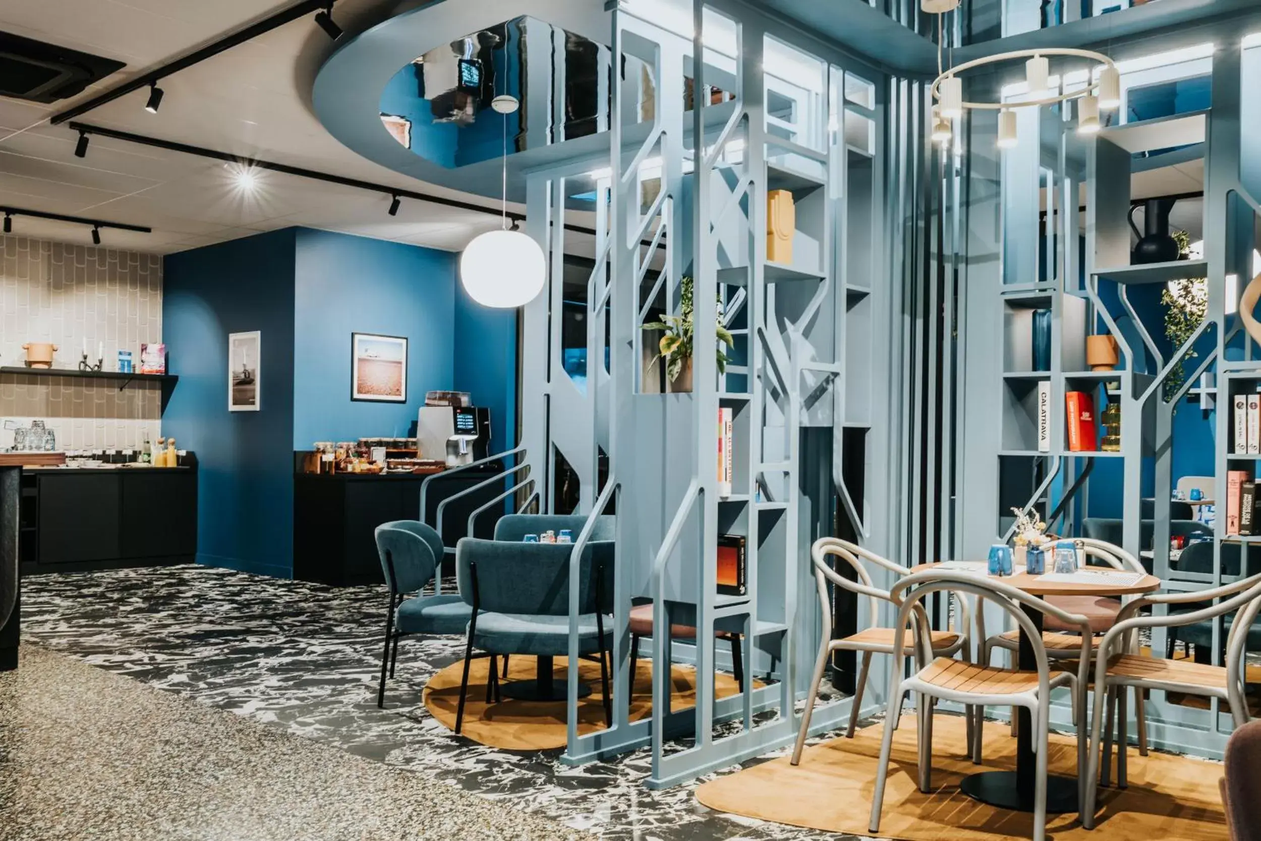 Living room in Mercure Brest Centre Port Living room in Mercure Brest Centre Port