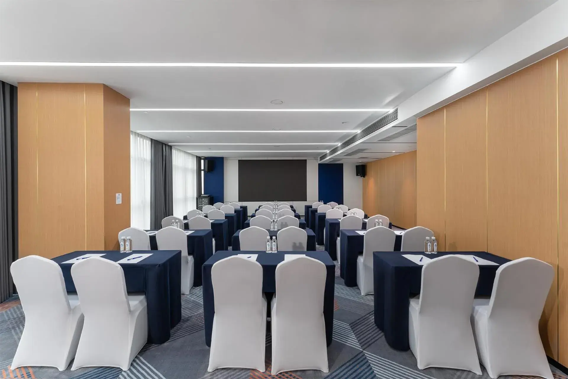 Meeting/conference room in Holiday Inn Express Nanning Convention&Exhibition