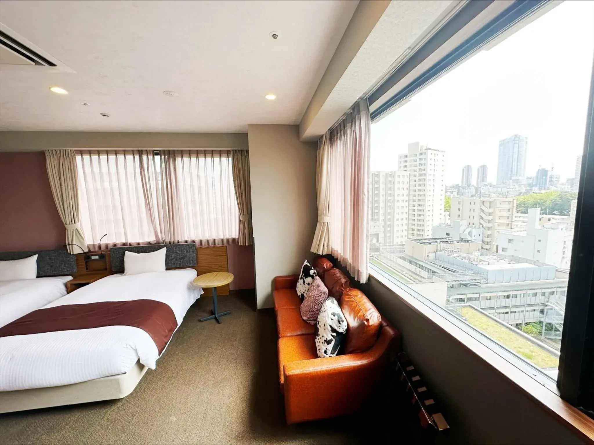Photo of the whole room in HOTEL SUI AKASAKA by ABEST