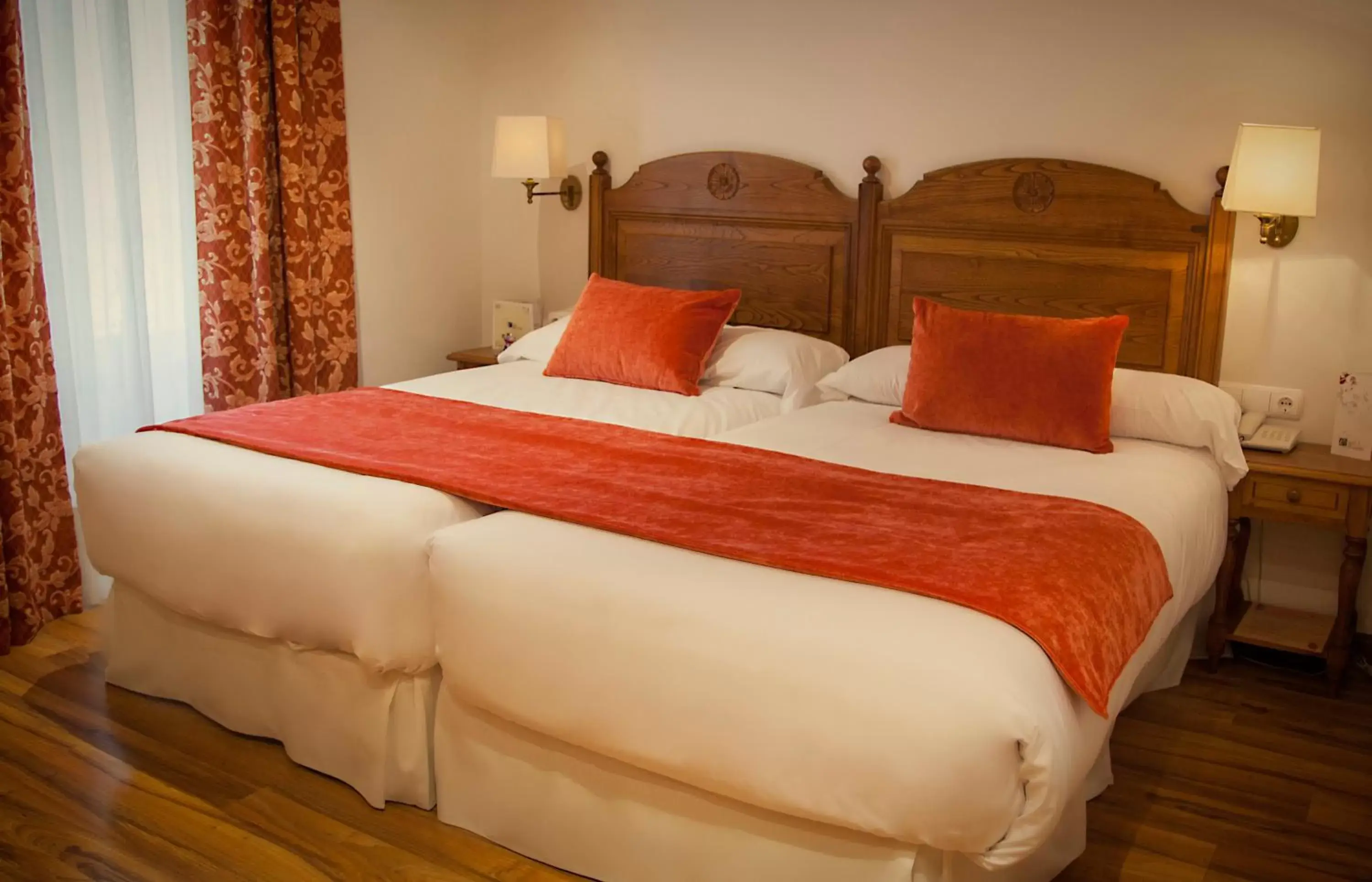 Bed in Palacio Azcárate Hotel