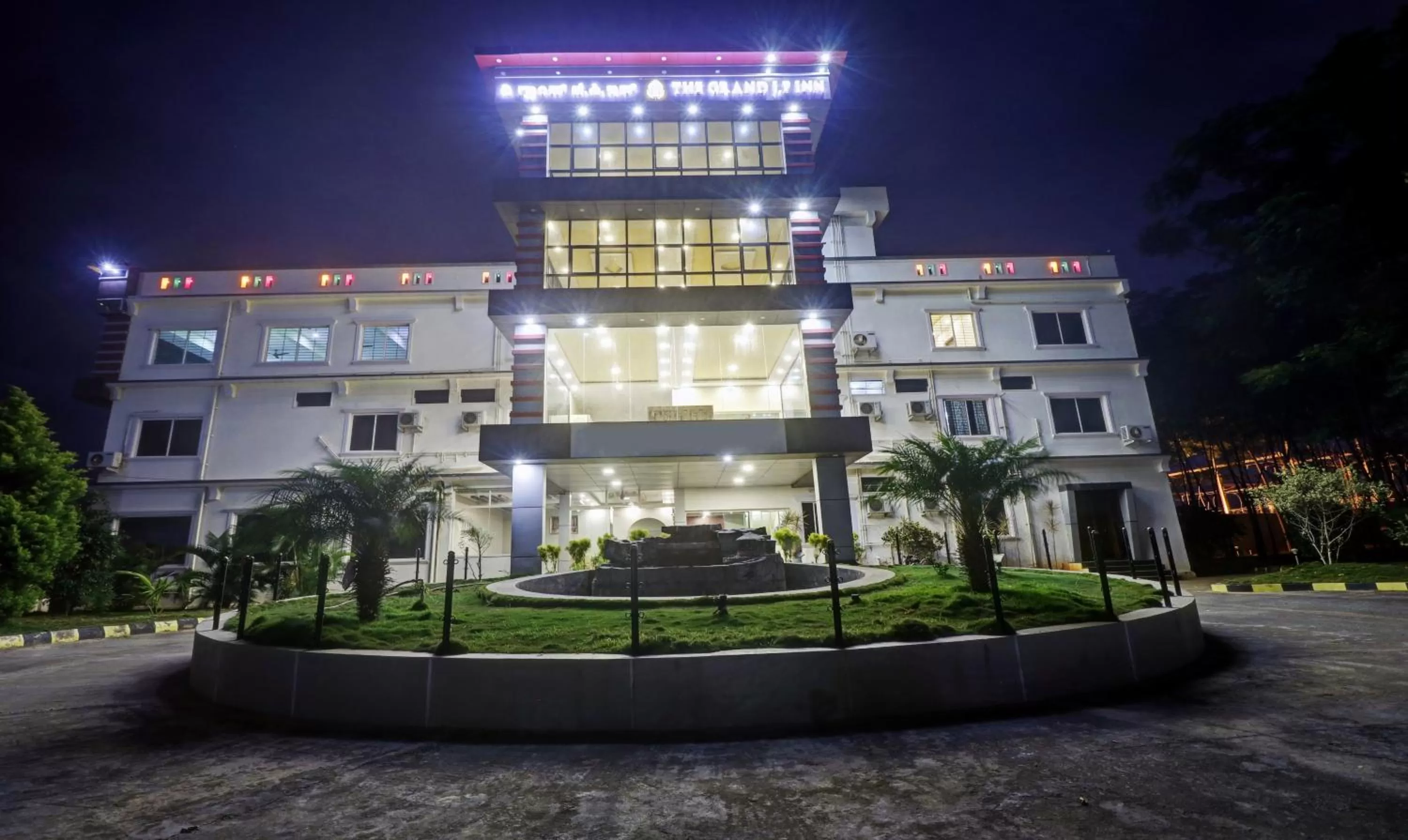 Facade/entrance in GRAND JP INN Near 2 km from Gundlupet bus stand