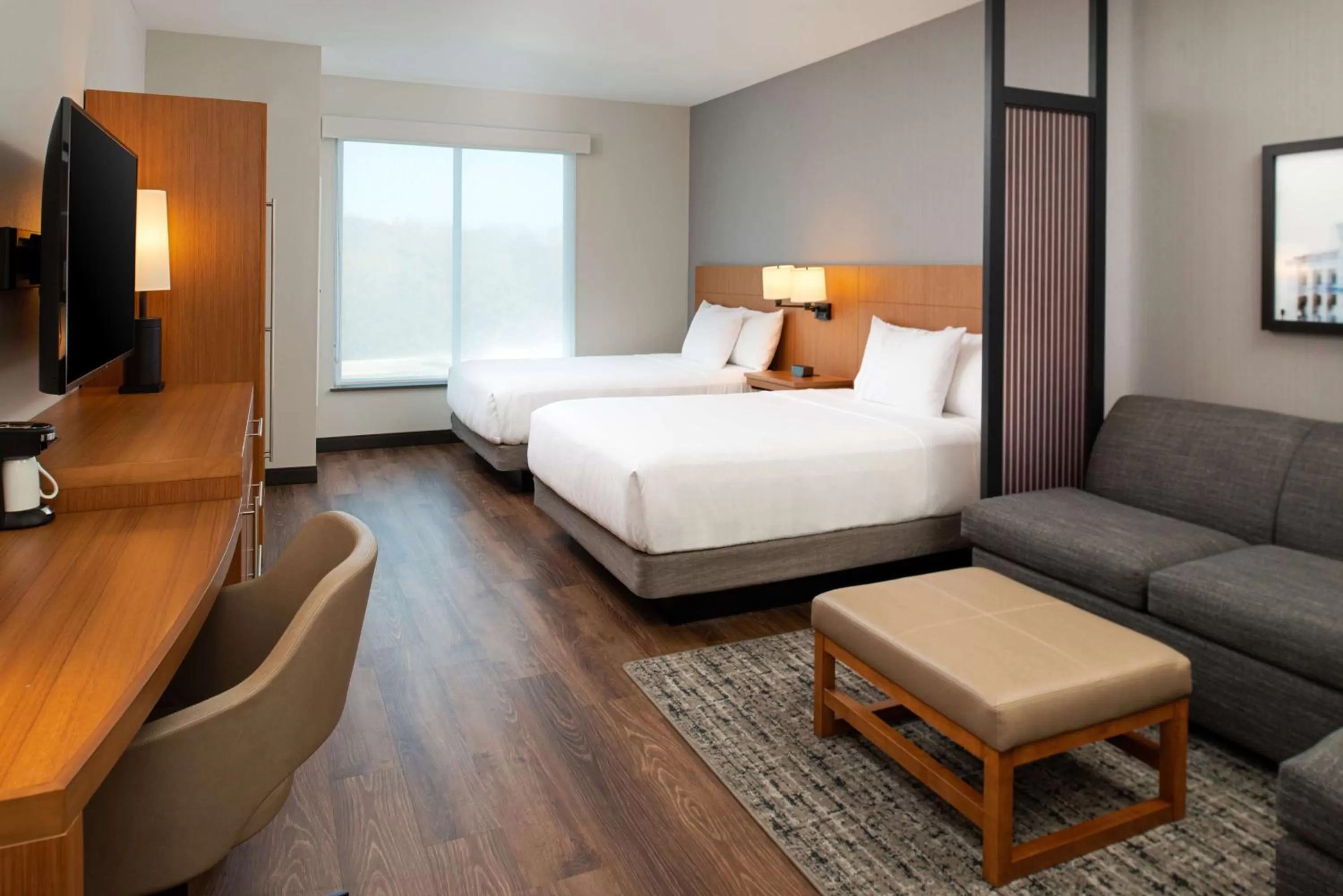 Photo of the whole room, Bed in Hyatt Place Dallas/Rockwall