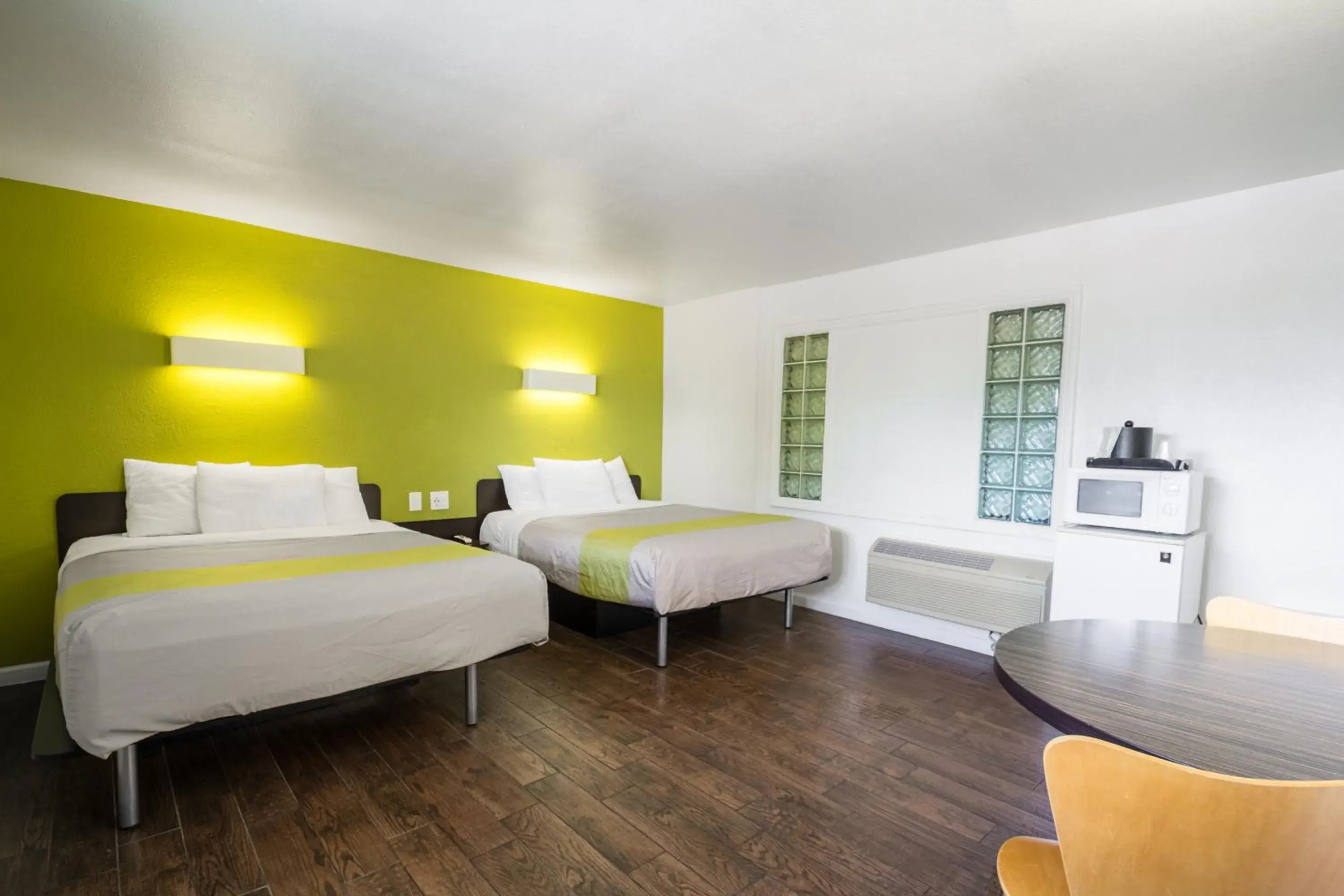 Signature 2 Queen Room in Fisherman's Cove Inn Signature 2 Queen Room in Fisherman's Cove Inn