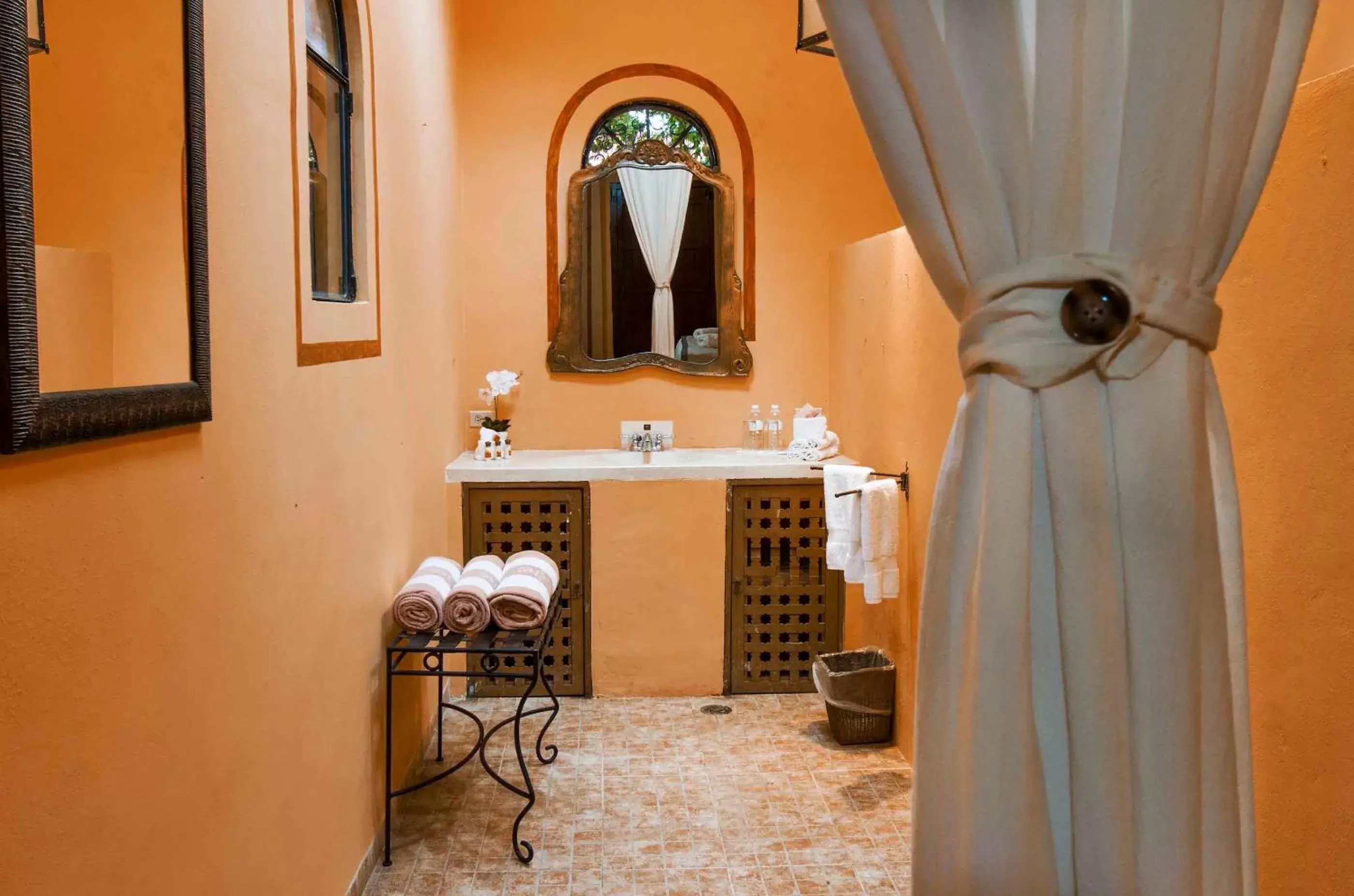 Bathroom in Hacienda Santa Cruz Merida