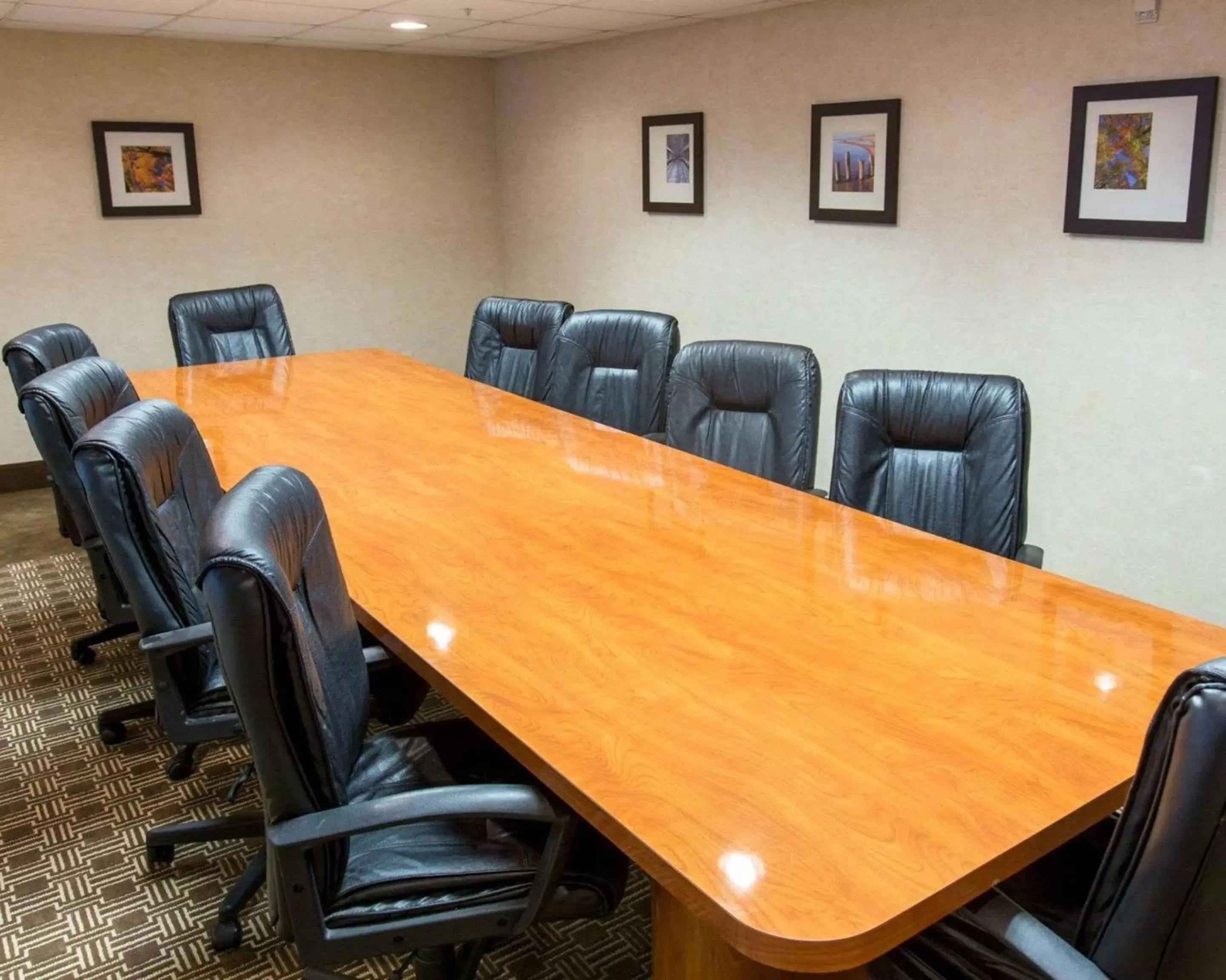On site, Business Area/Conference Room in Comfort Suites Grand Rapids South
