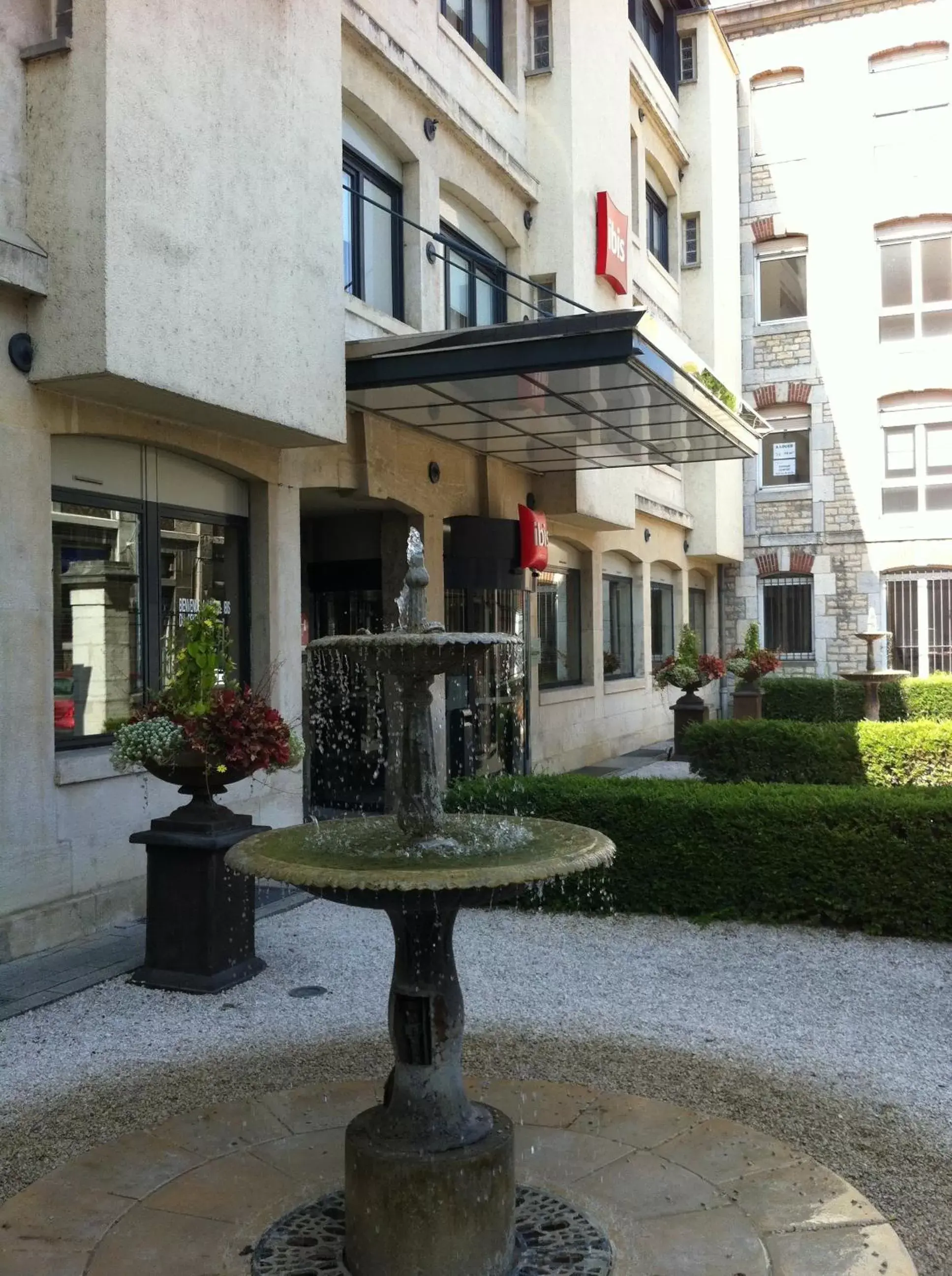 Facade/entrance, Property Building in ibis Besançon Centre Ville