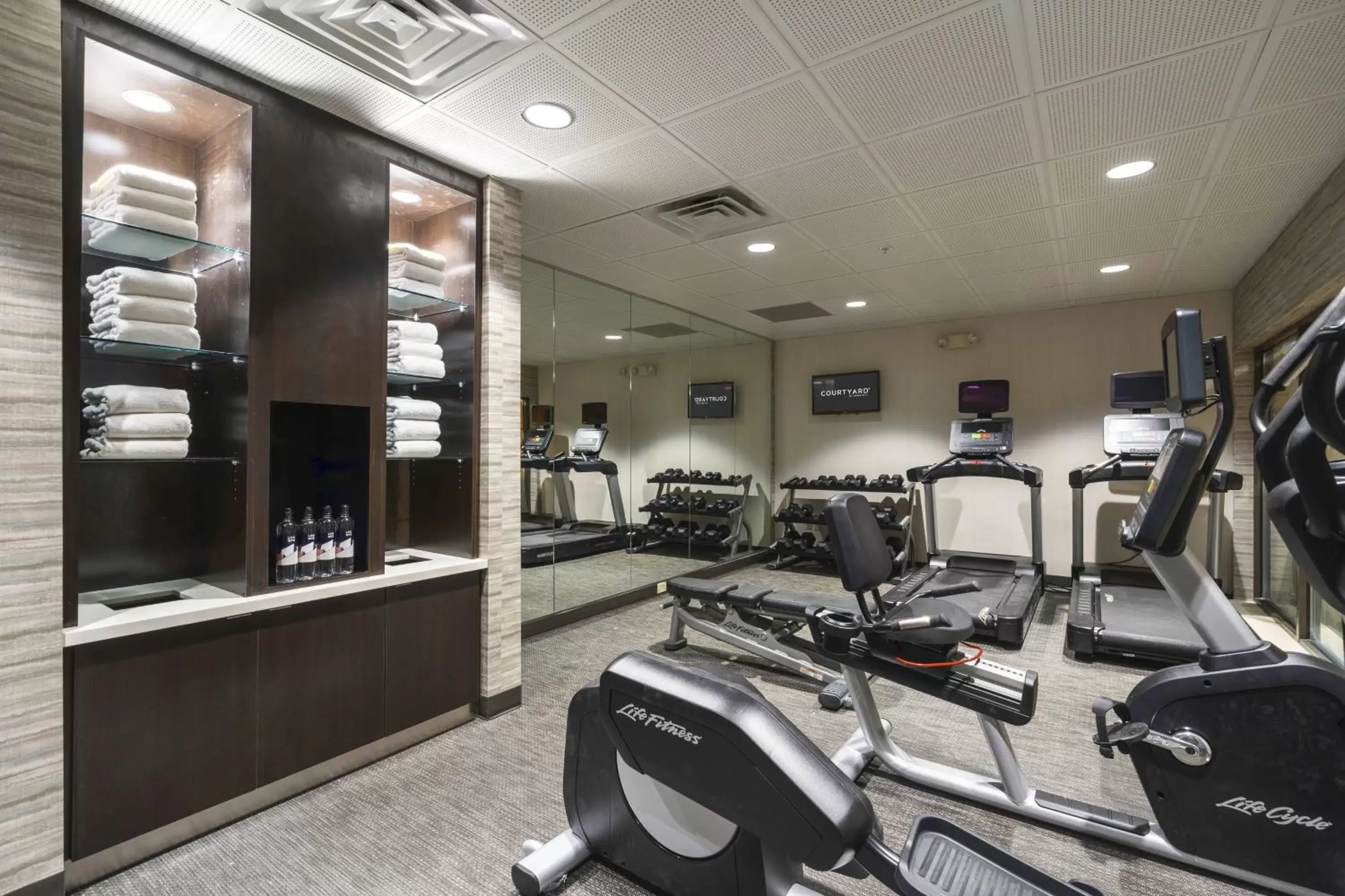 Fitness centre/facilities, Fitness Center/Facilities in Courtyard by Marriott Cleveland Willoughby