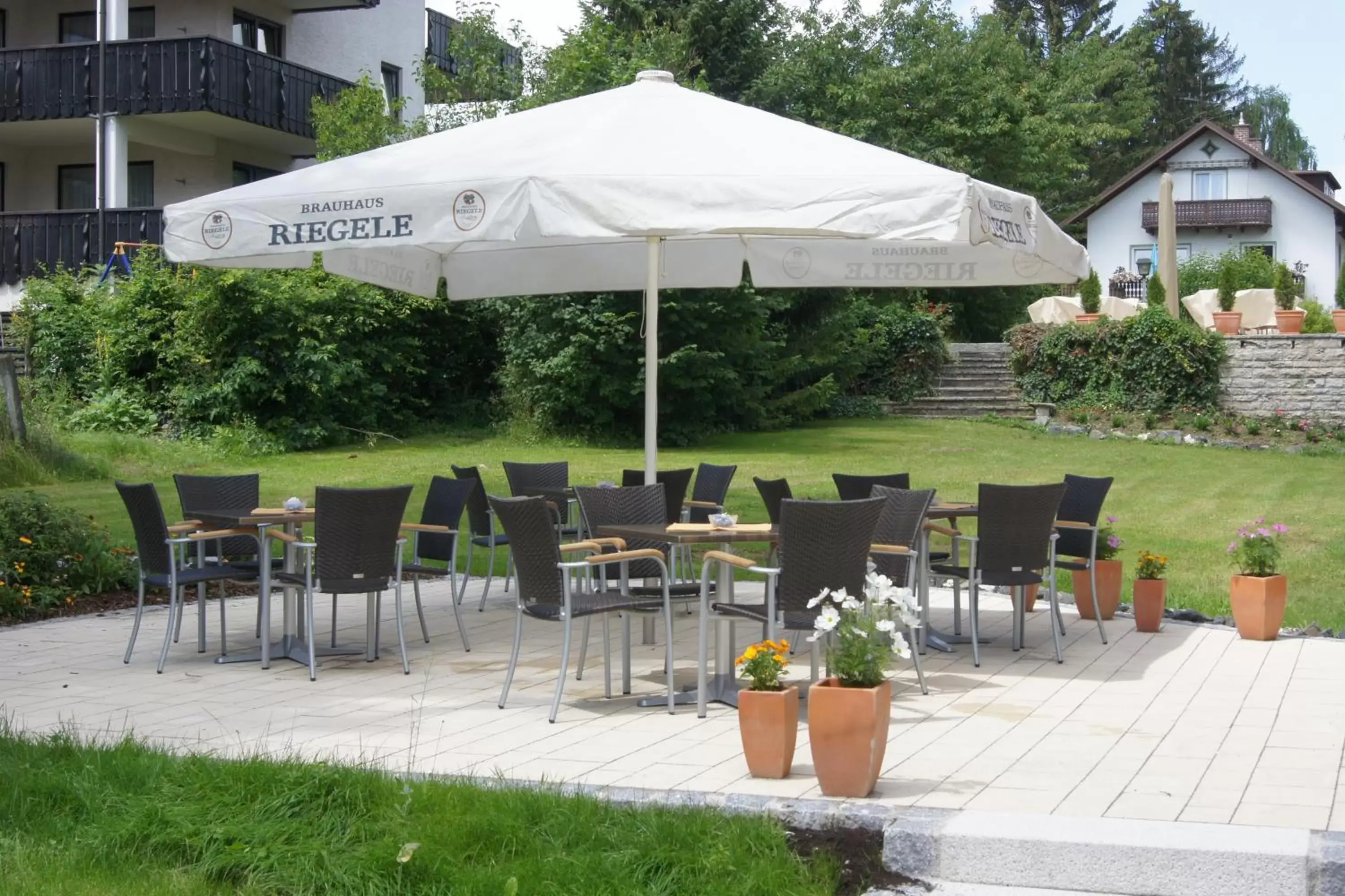 Patio, Restaurant/Places to Eat in Kneipp-Kurhotel Emilie