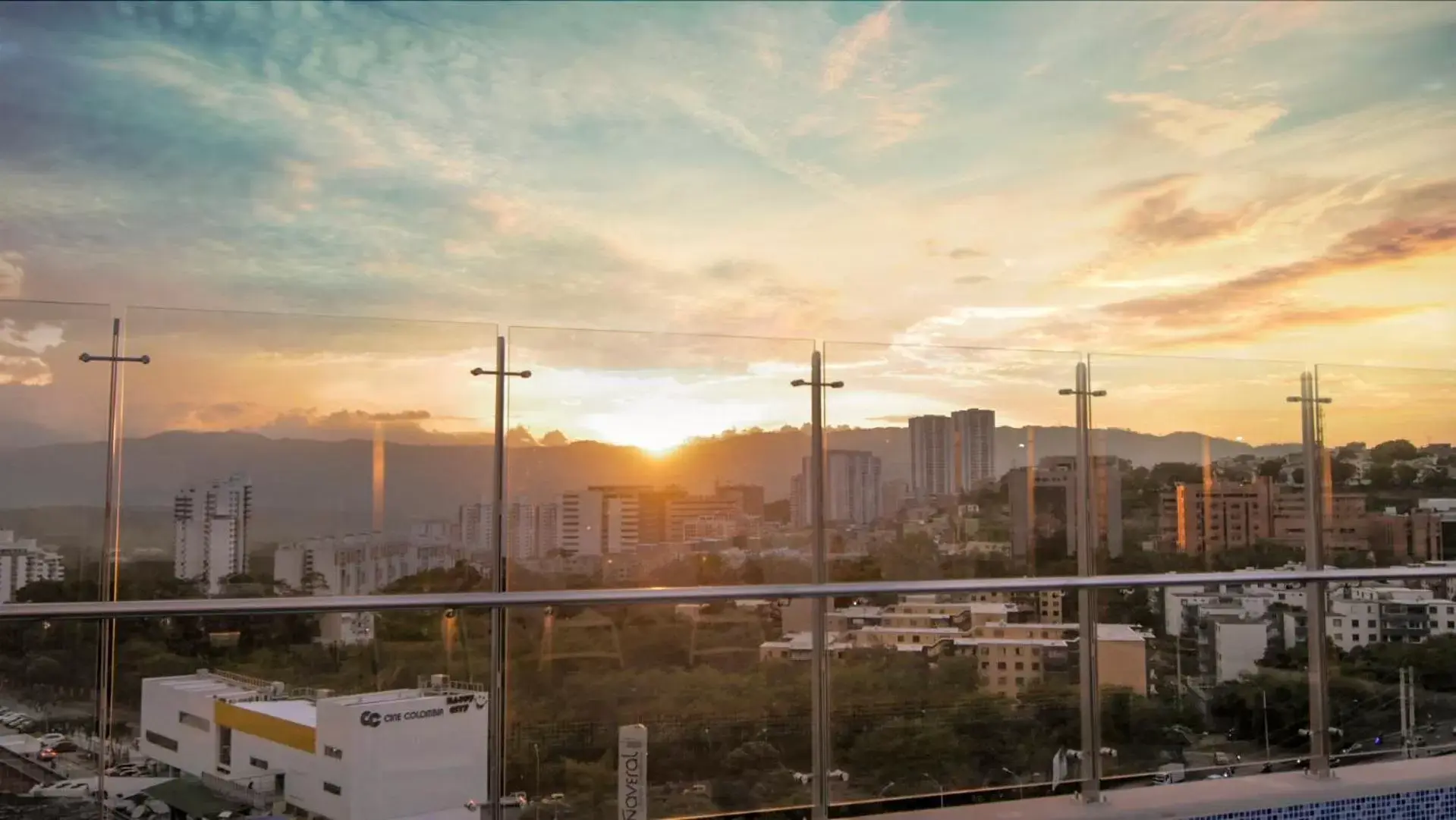 City view, Sunrise/Sunset in Sonesta Hotel Bucaramanga
