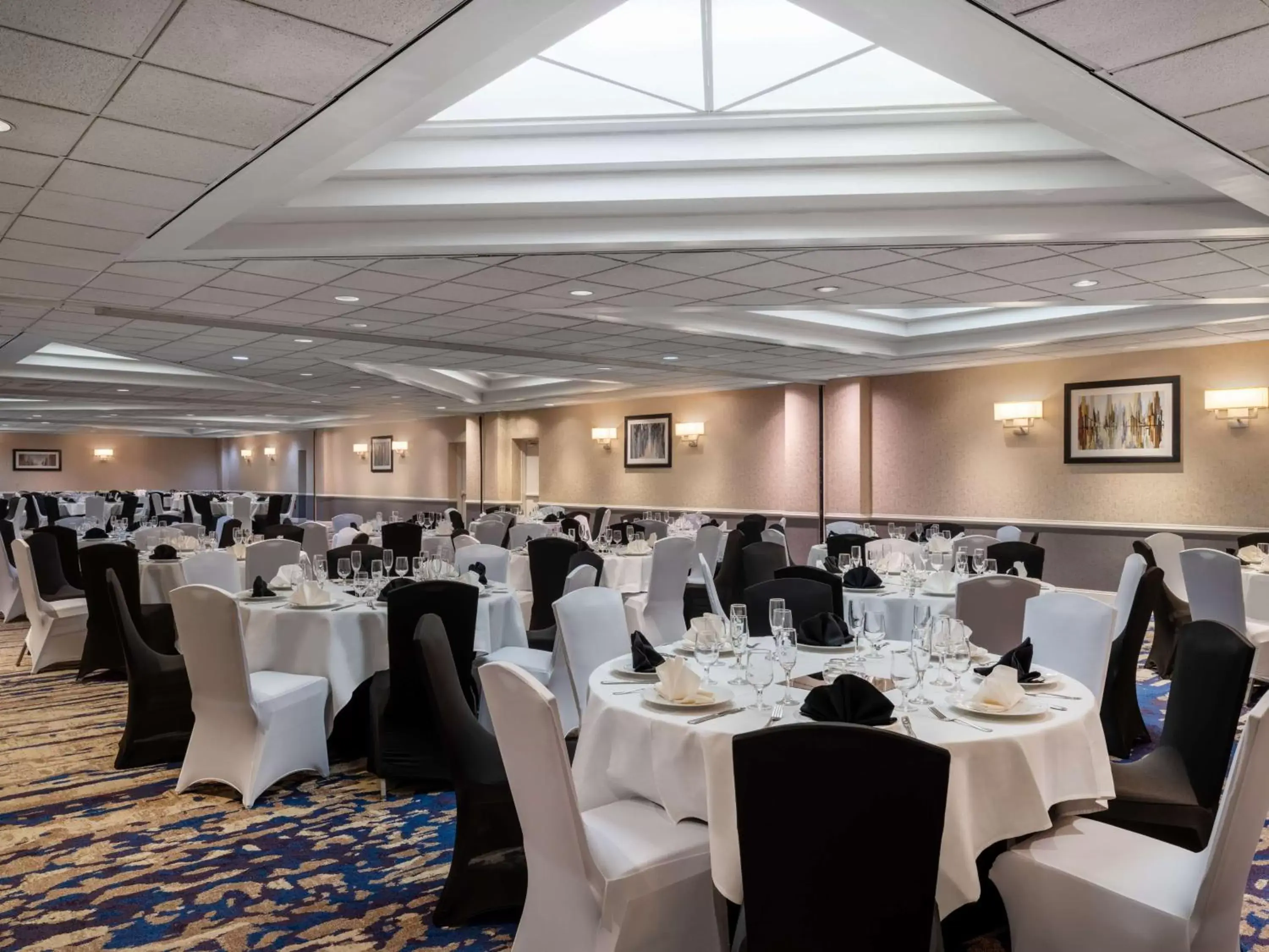 Meeting/conference room, Banquet Facilities in Embassy Suites Baltimore - North/Hunt Valley