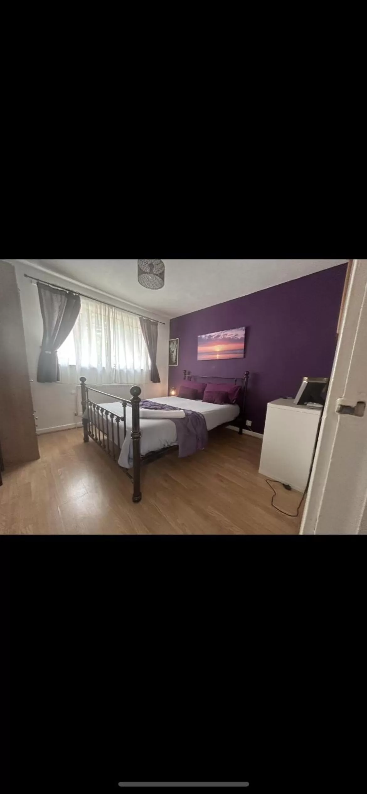 Bed in Home from home, close to Redditch hospital & transport links