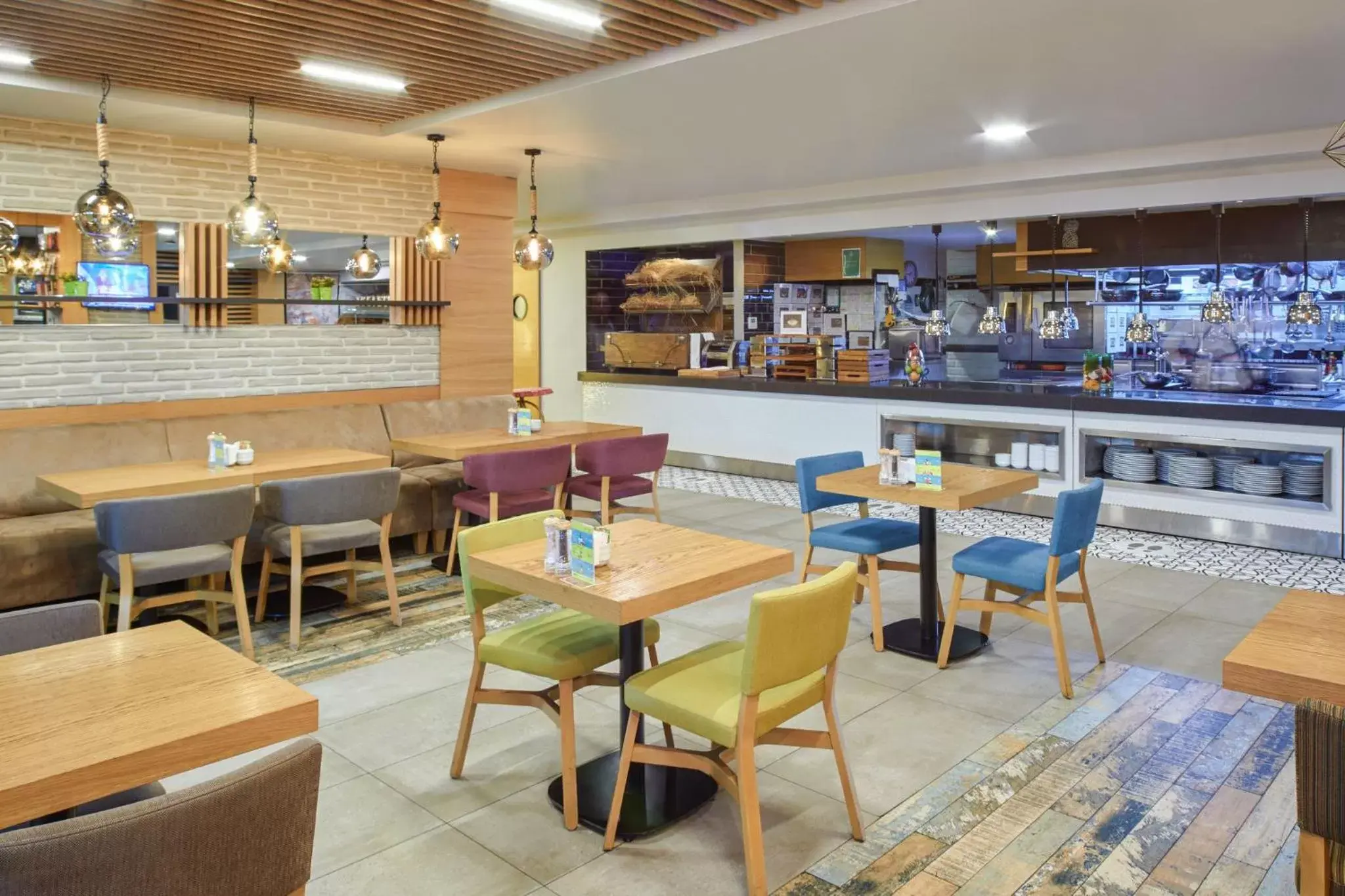 Breakfast, Restaurant/Places to Eat in Holiday Inn Istanbul - Kadikoy, an IHG Hotel
