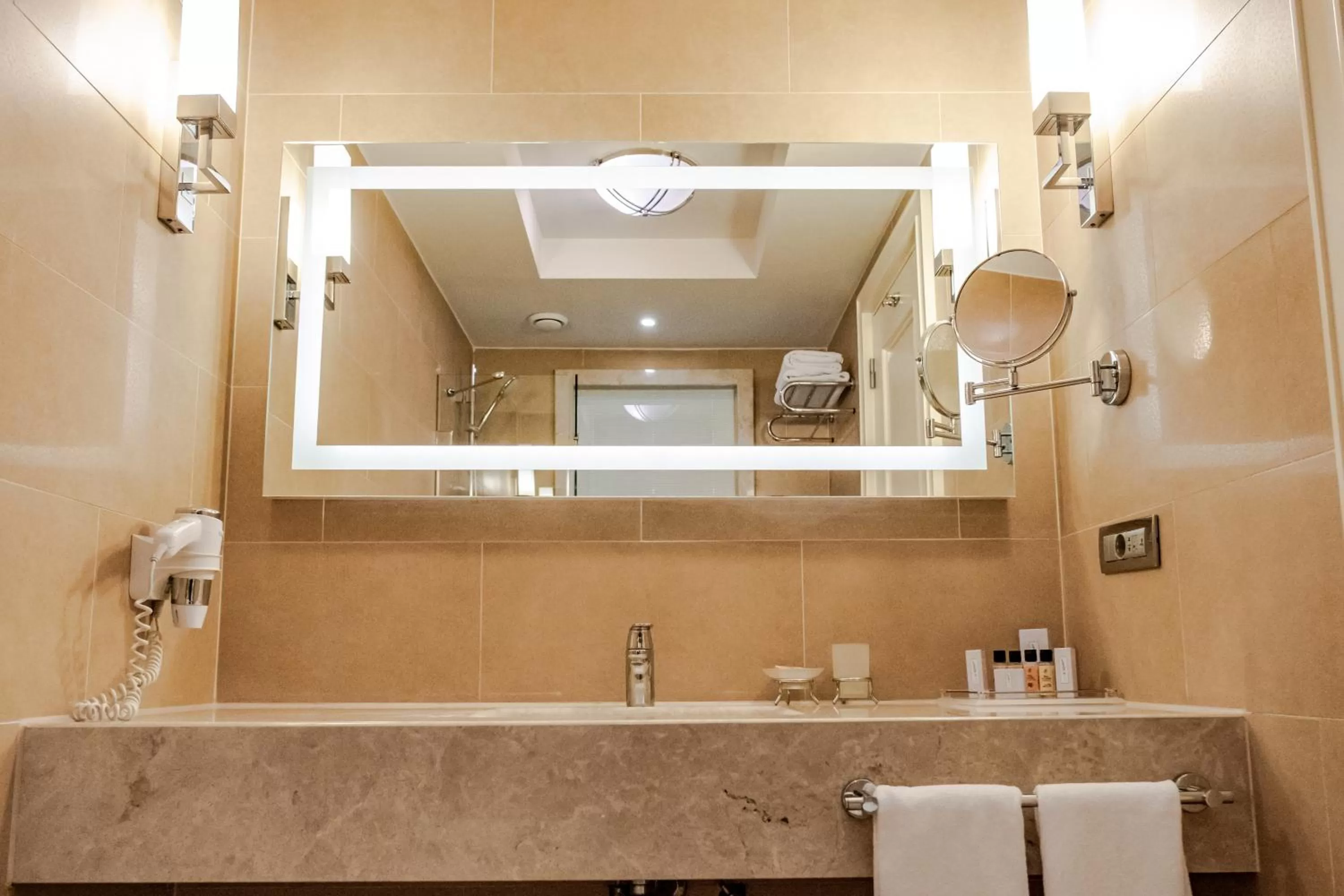 Bathroom in Windsor Hotel & Convention Center Istanbul