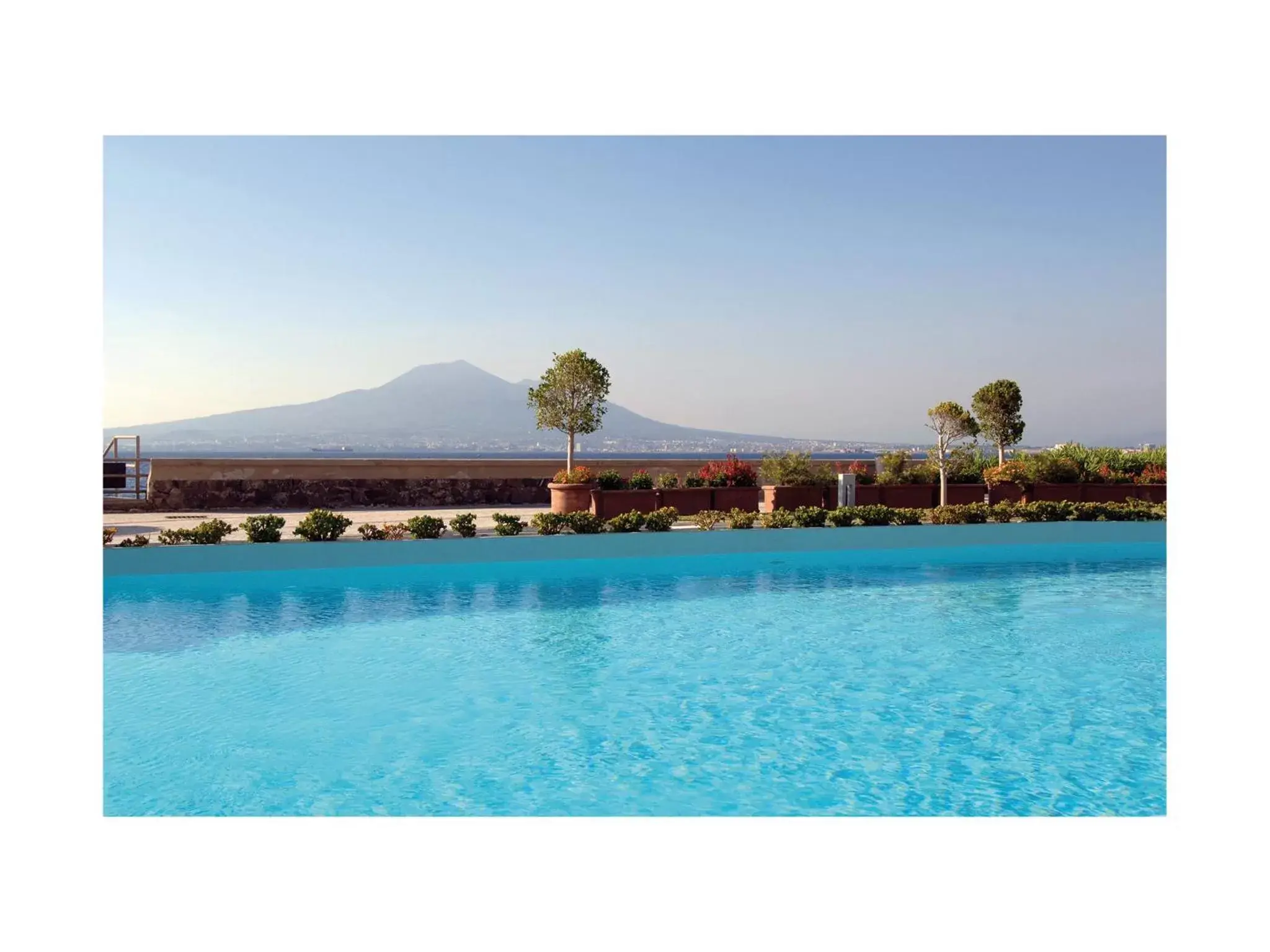 Swimming Pool in Towers Hotel Stabiae Sorrento Coast