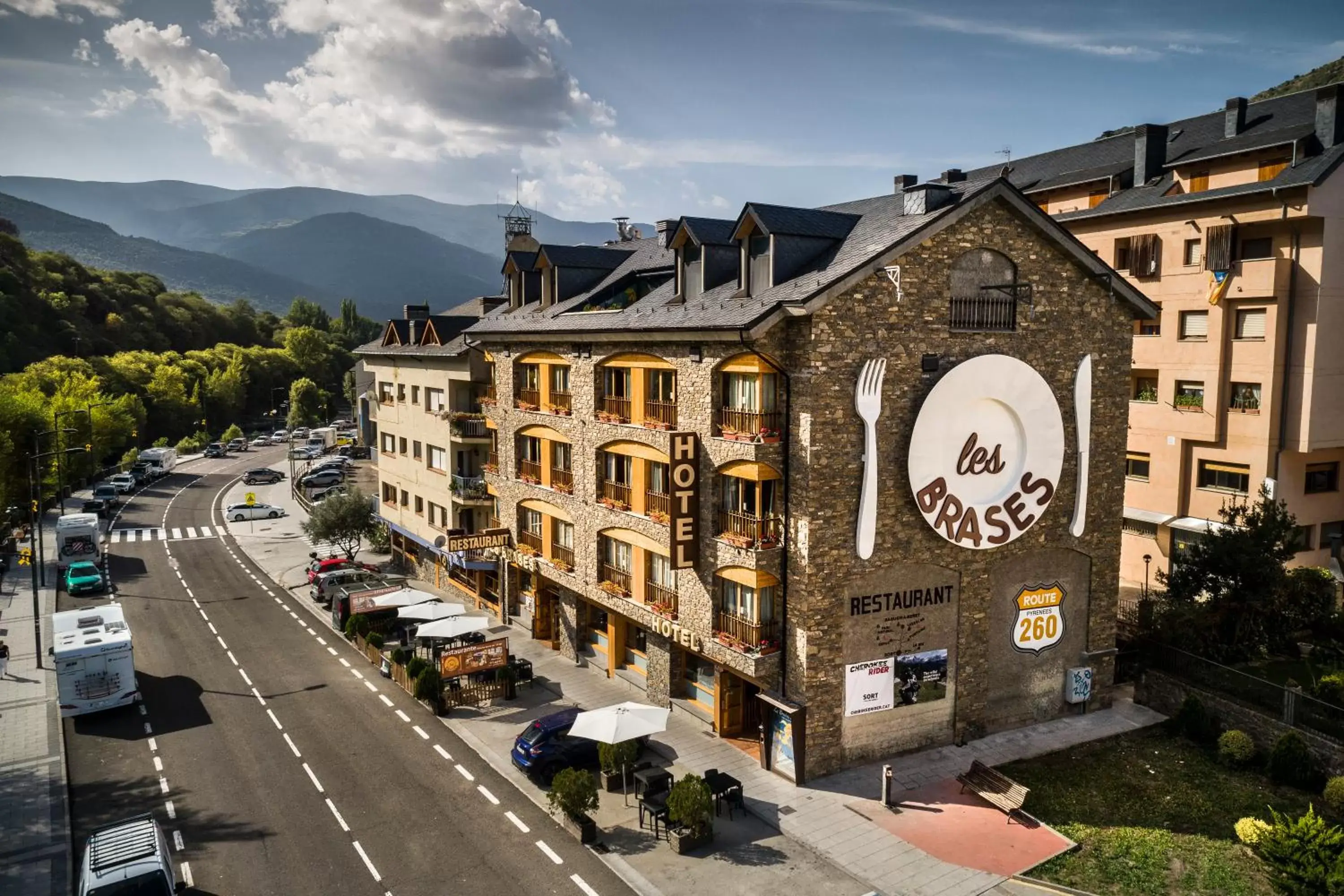 Street view in Hotel Restaurant Les Brases