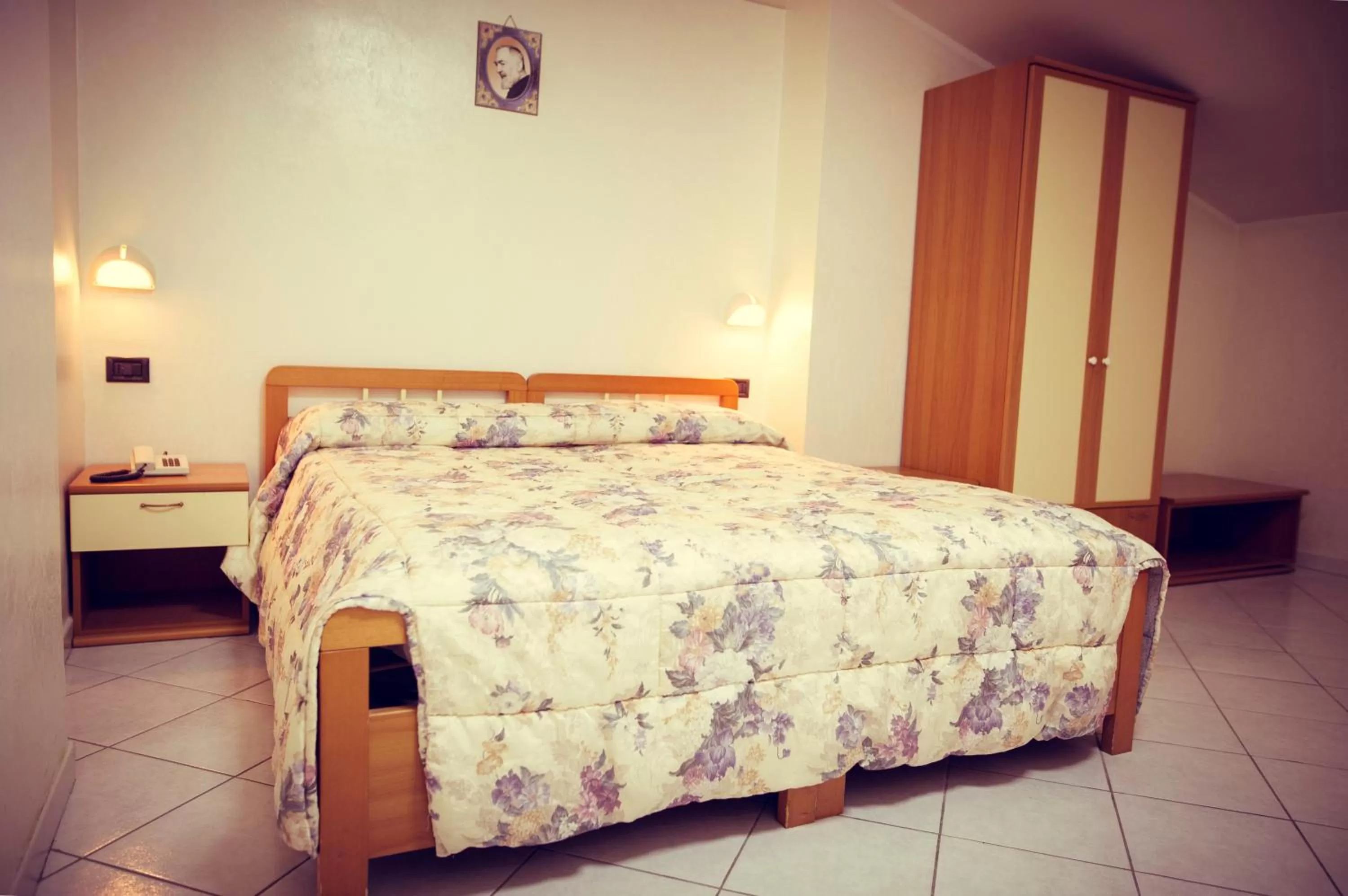 Bedroom, Bed in Hotel Fini