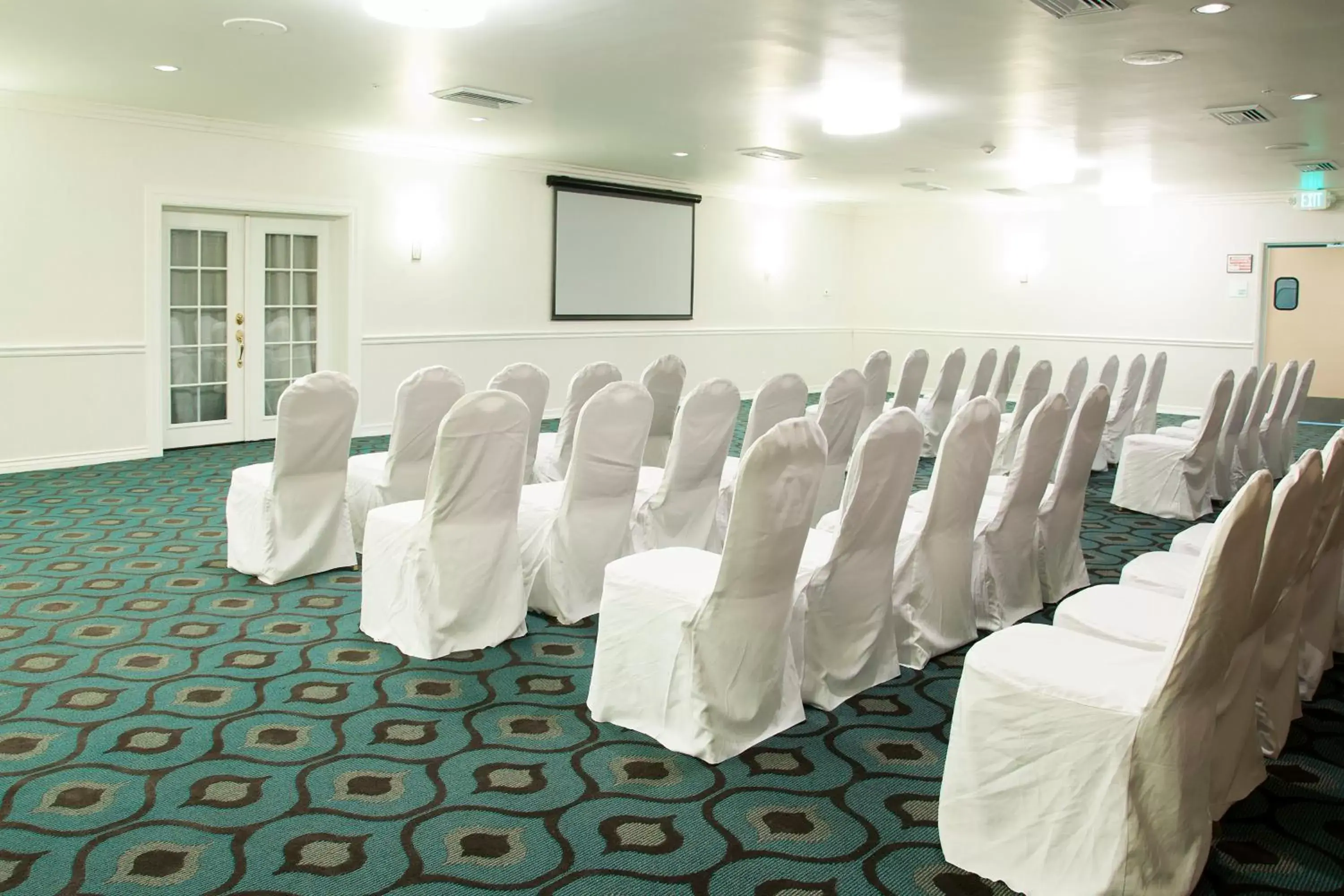 Banquet/Function facilities, Banquet Facilities in Holiday Inn Victorville, an IHG Hotel