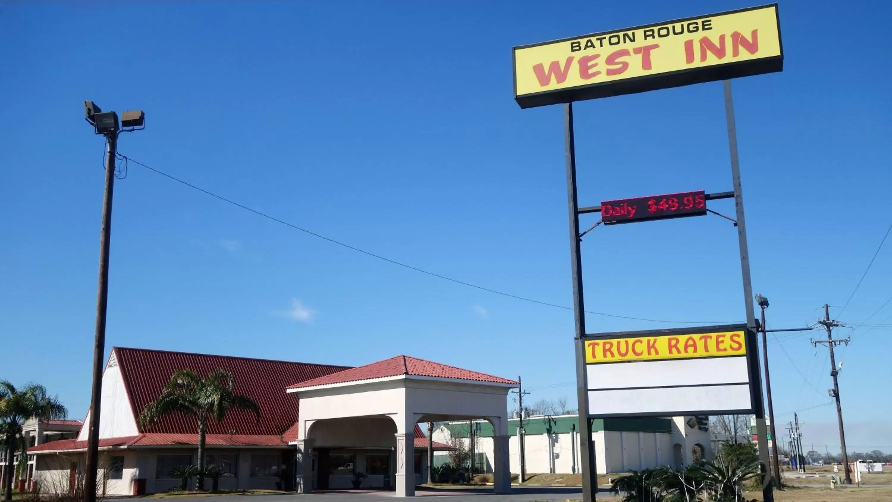 Property Building in Baton Rouge West Inn