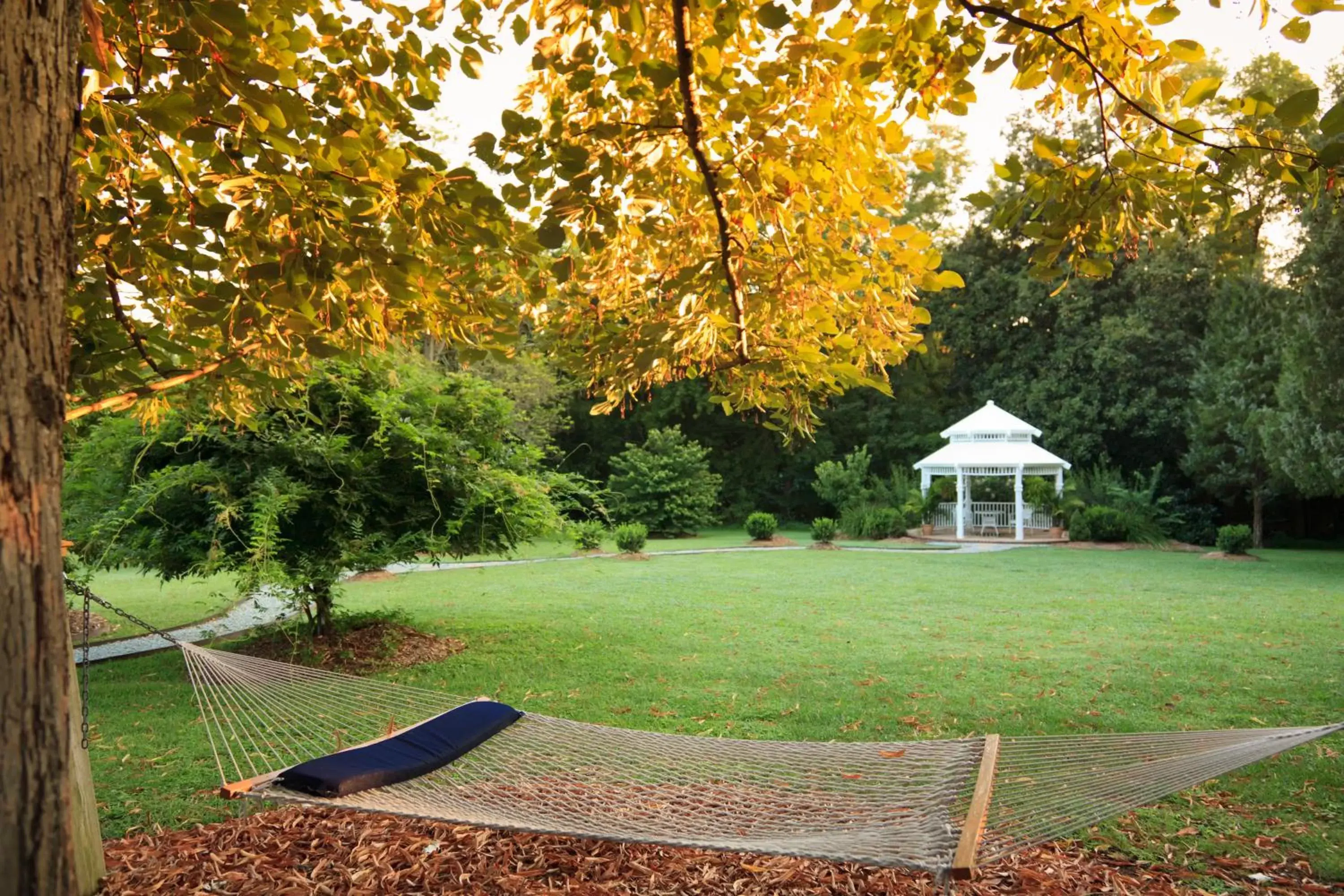 Garden in Arrowhead Inn