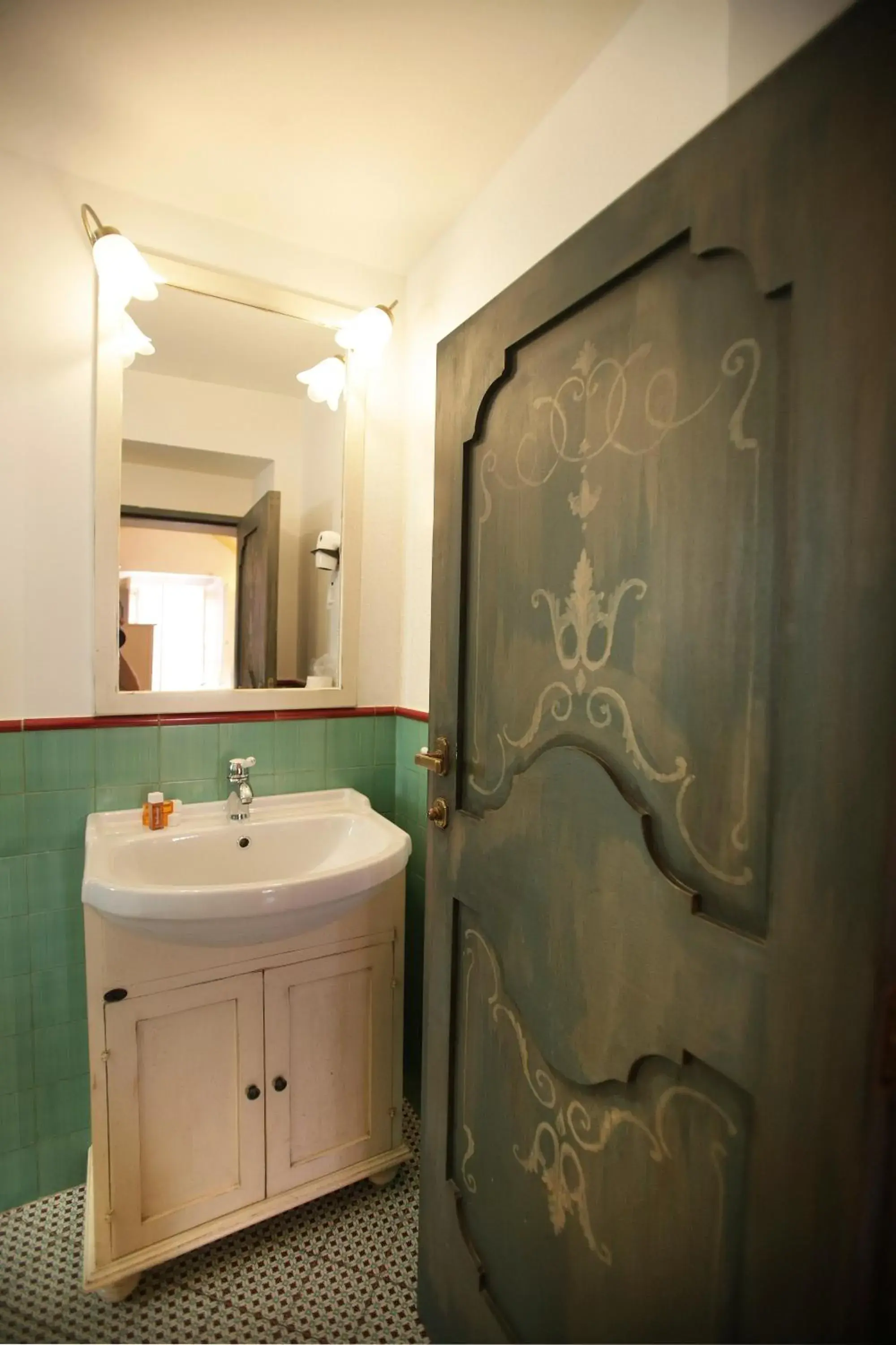 Bathroom in Relais Corte Palmieri & Il Chiostro - Residenza d'epoca