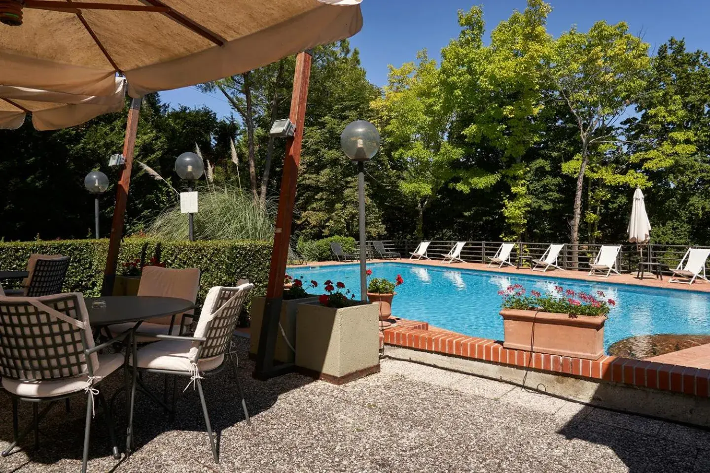 Restaurant/places to eat, Swimming Pool in Park Hotel Chianti