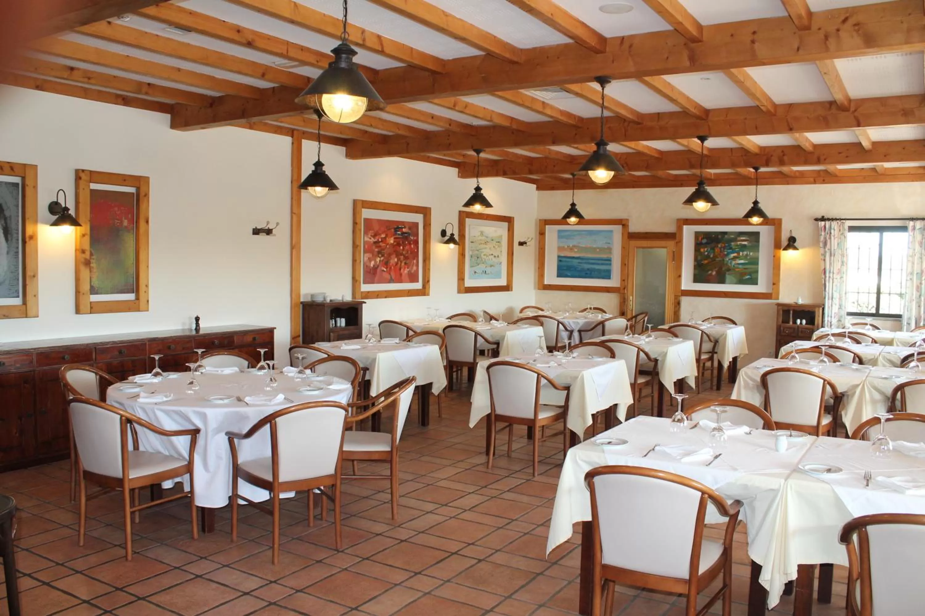 Restaurant/places to eat in Quinta dos Poetas Nature Hotel & Apartments