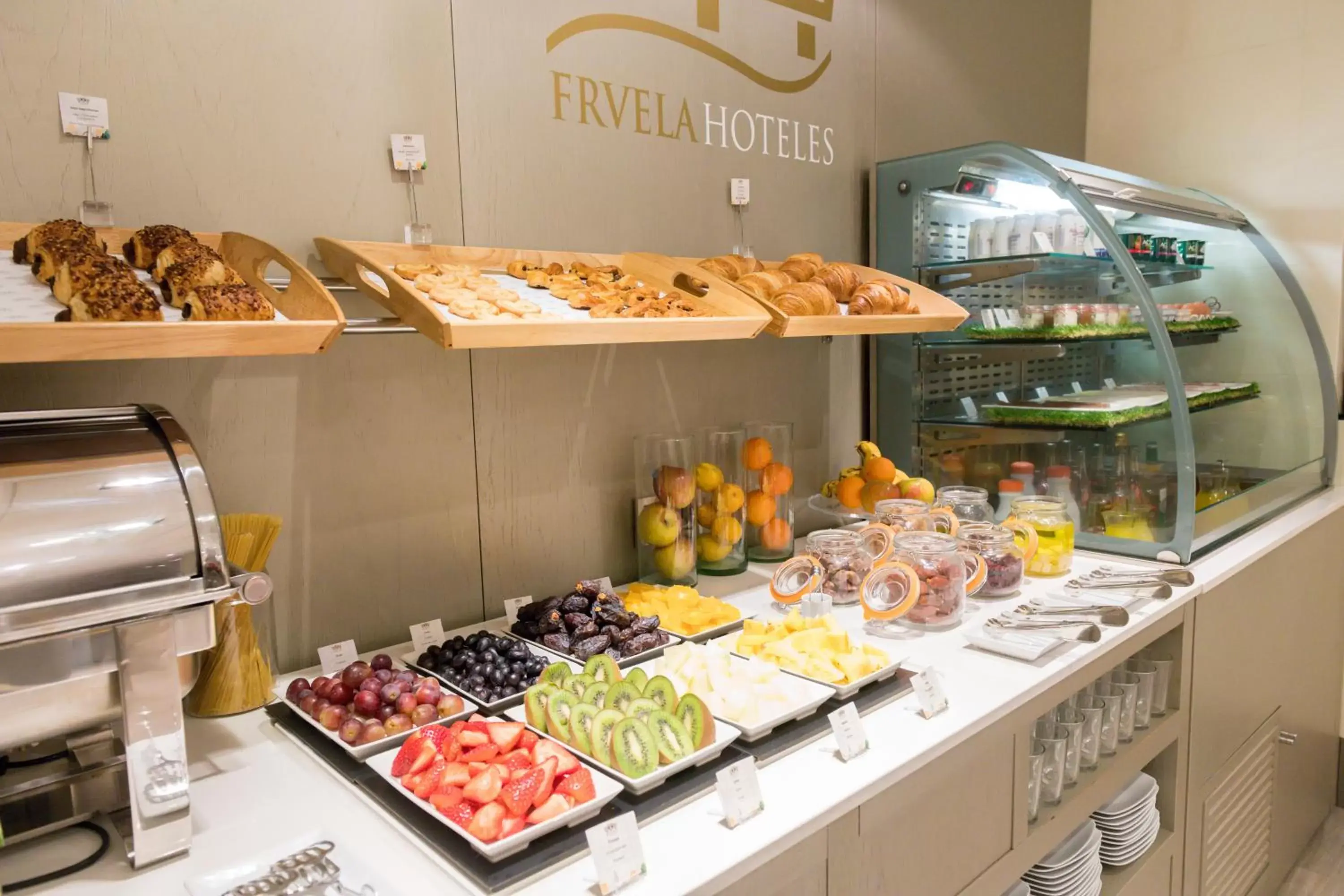 Buffet breakfast in Hotel & Spa Princesa Munia