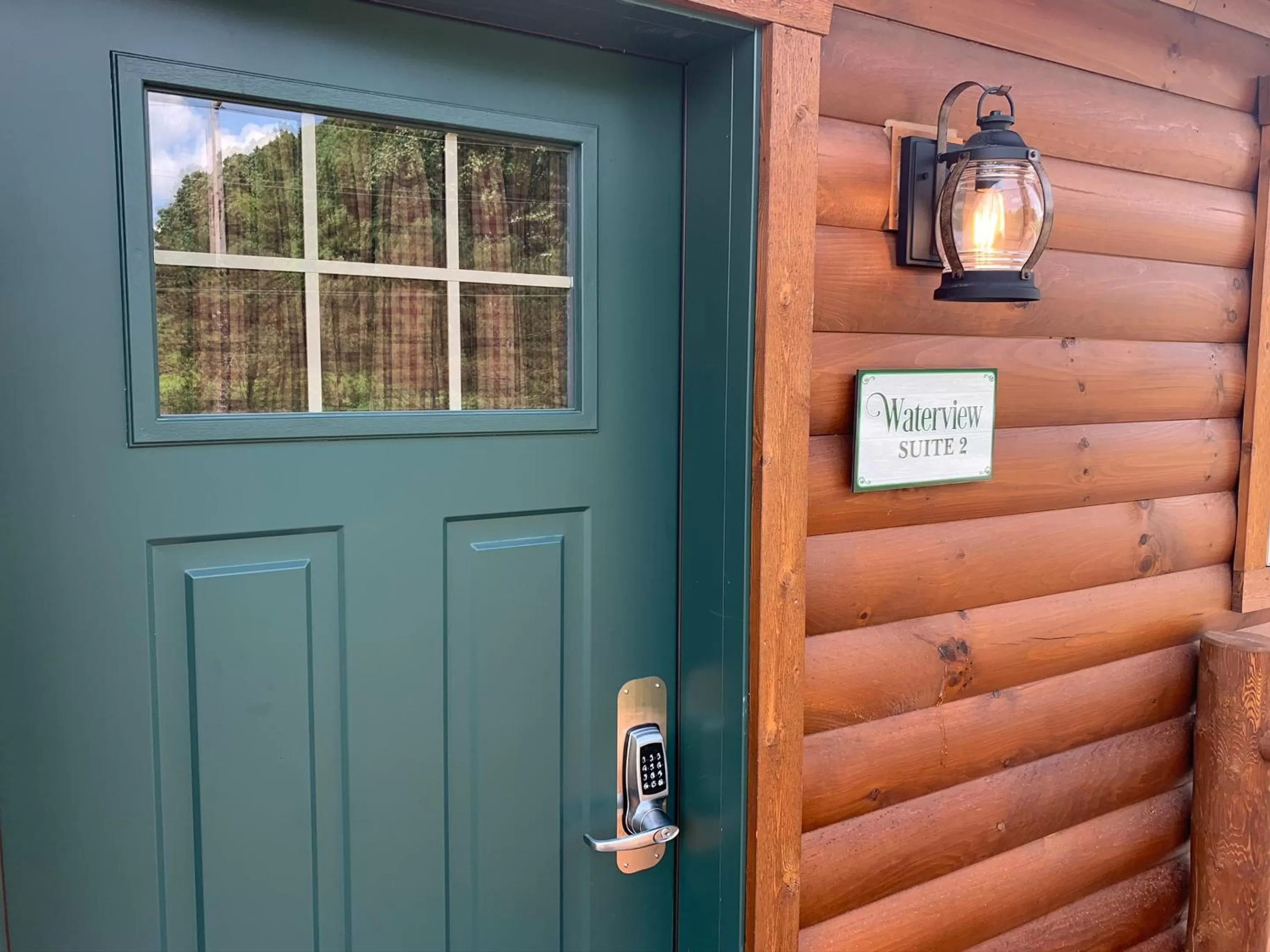 Facade/entrance in Waterview Lodge by Amish Country Lodging