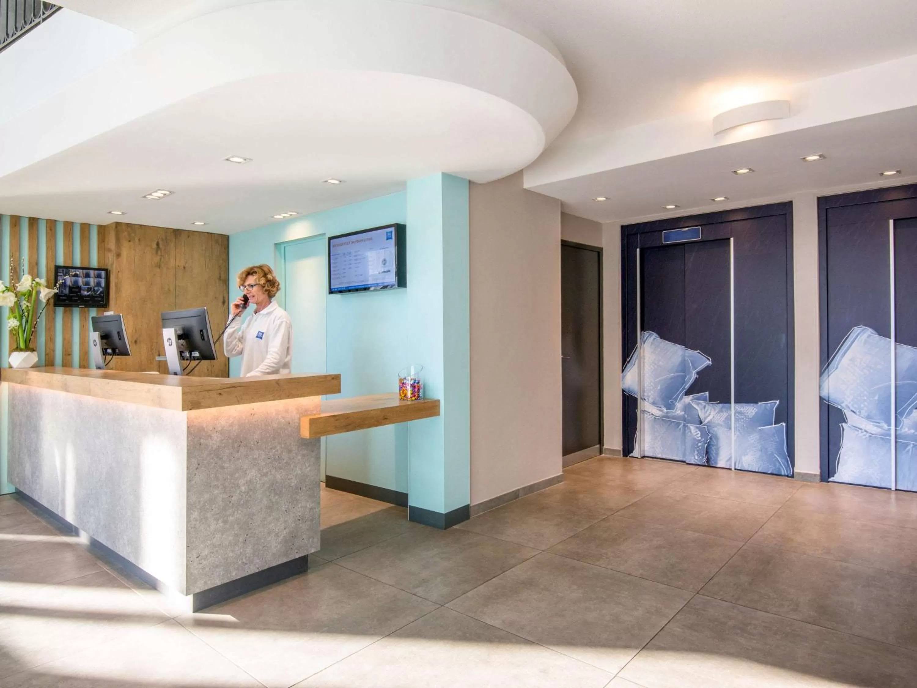 Property building in ibis budget Nice Californie Lenval