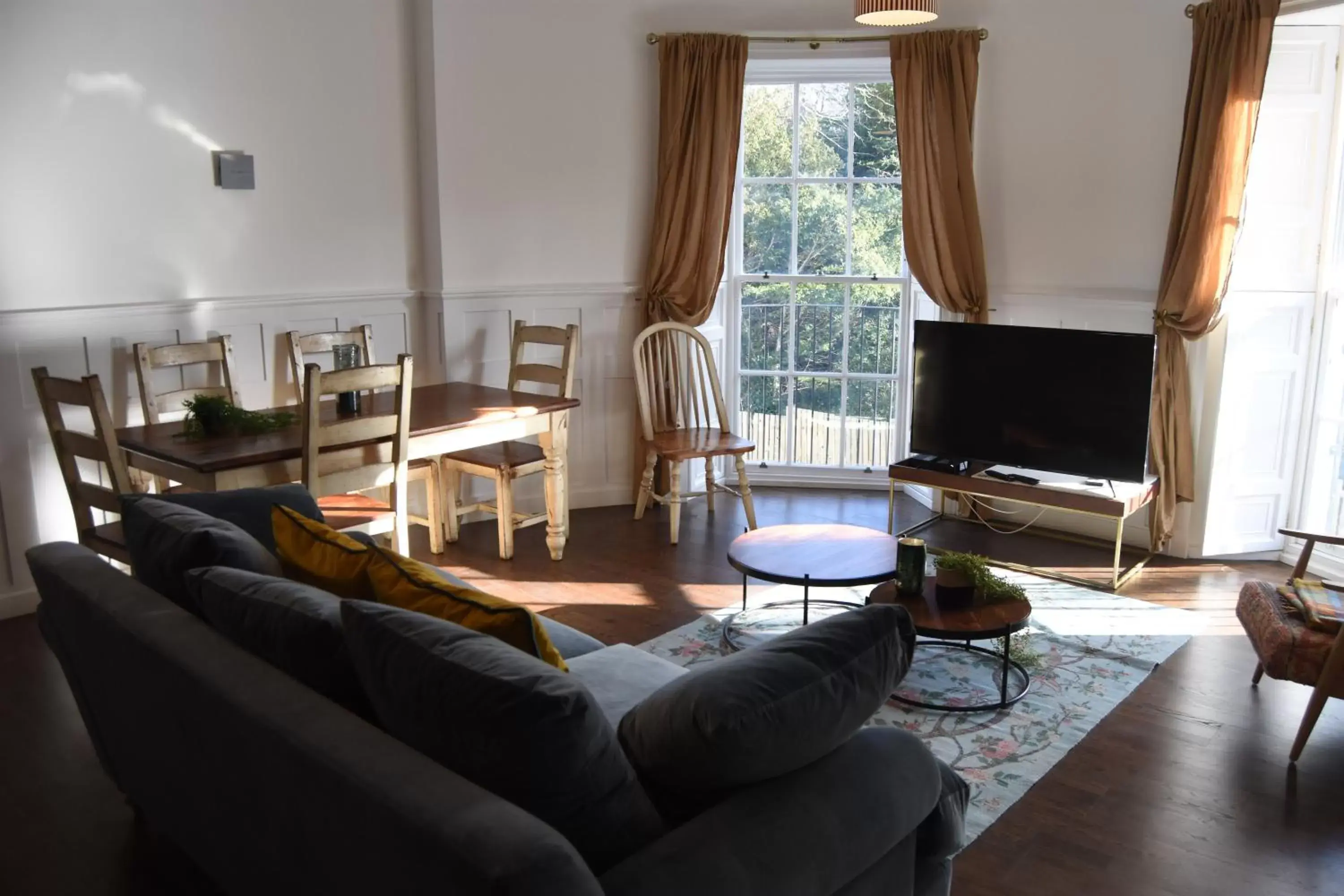 Seating Area in Slateford House 1770 by The House of Danu