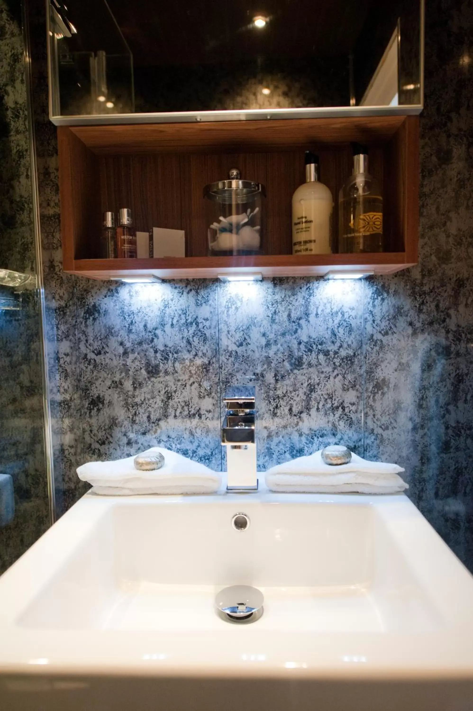 Bathroom in Boscundle Manor