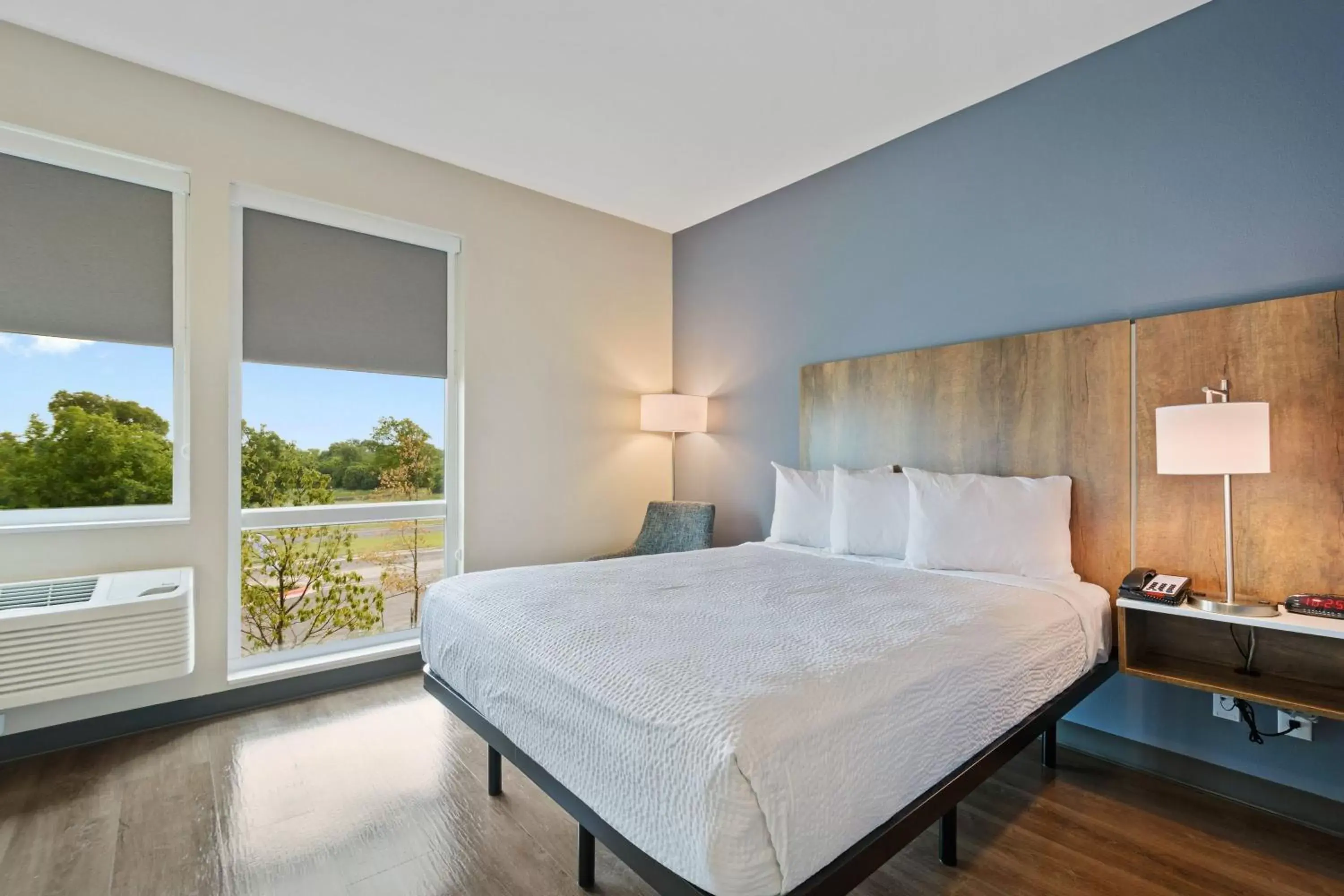 Bed in Extended Stay America Premier Suites - Austin - Austin Airport