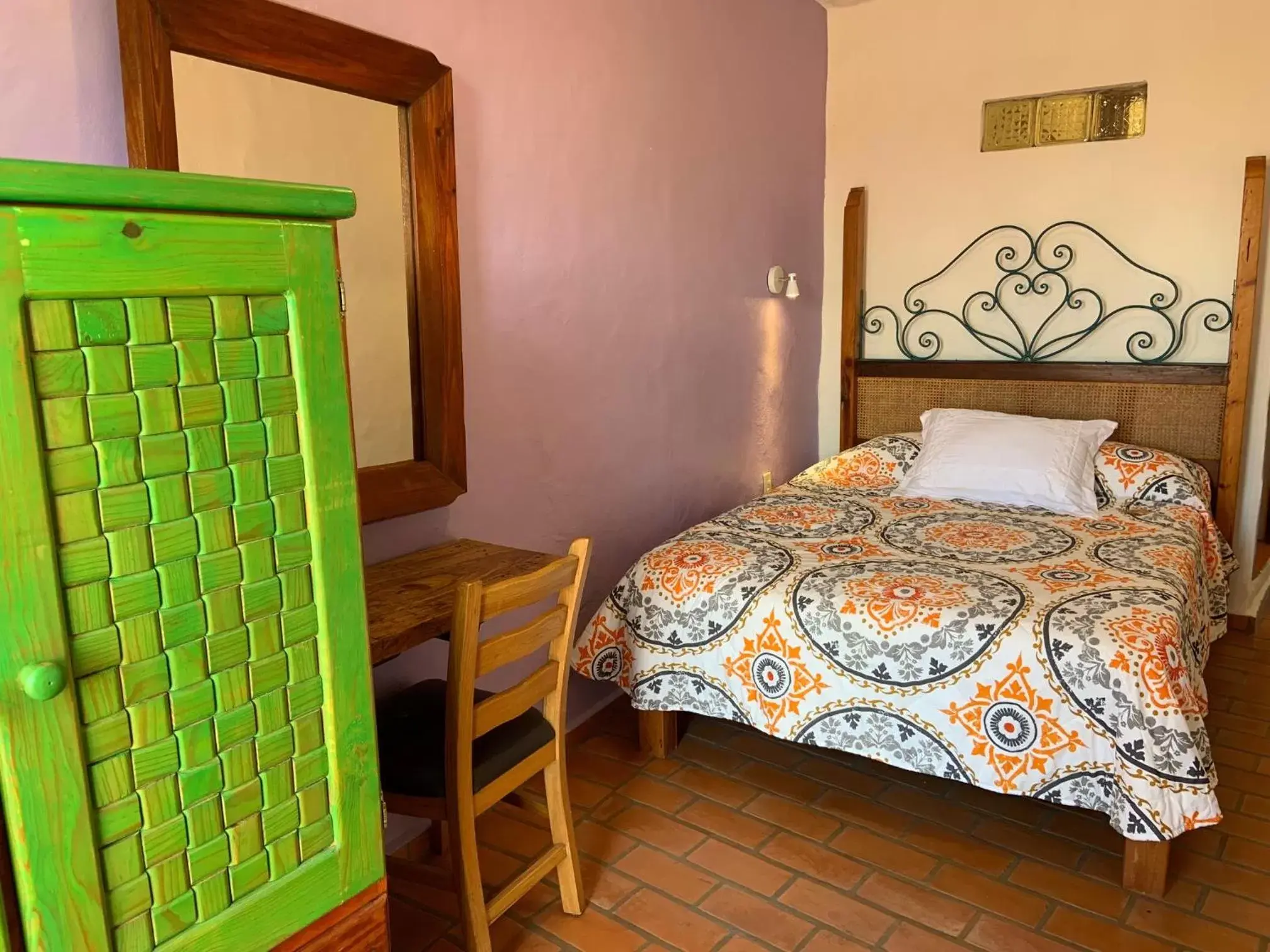 Photo of the whole room, Bed in Casa Miguel Arcangel