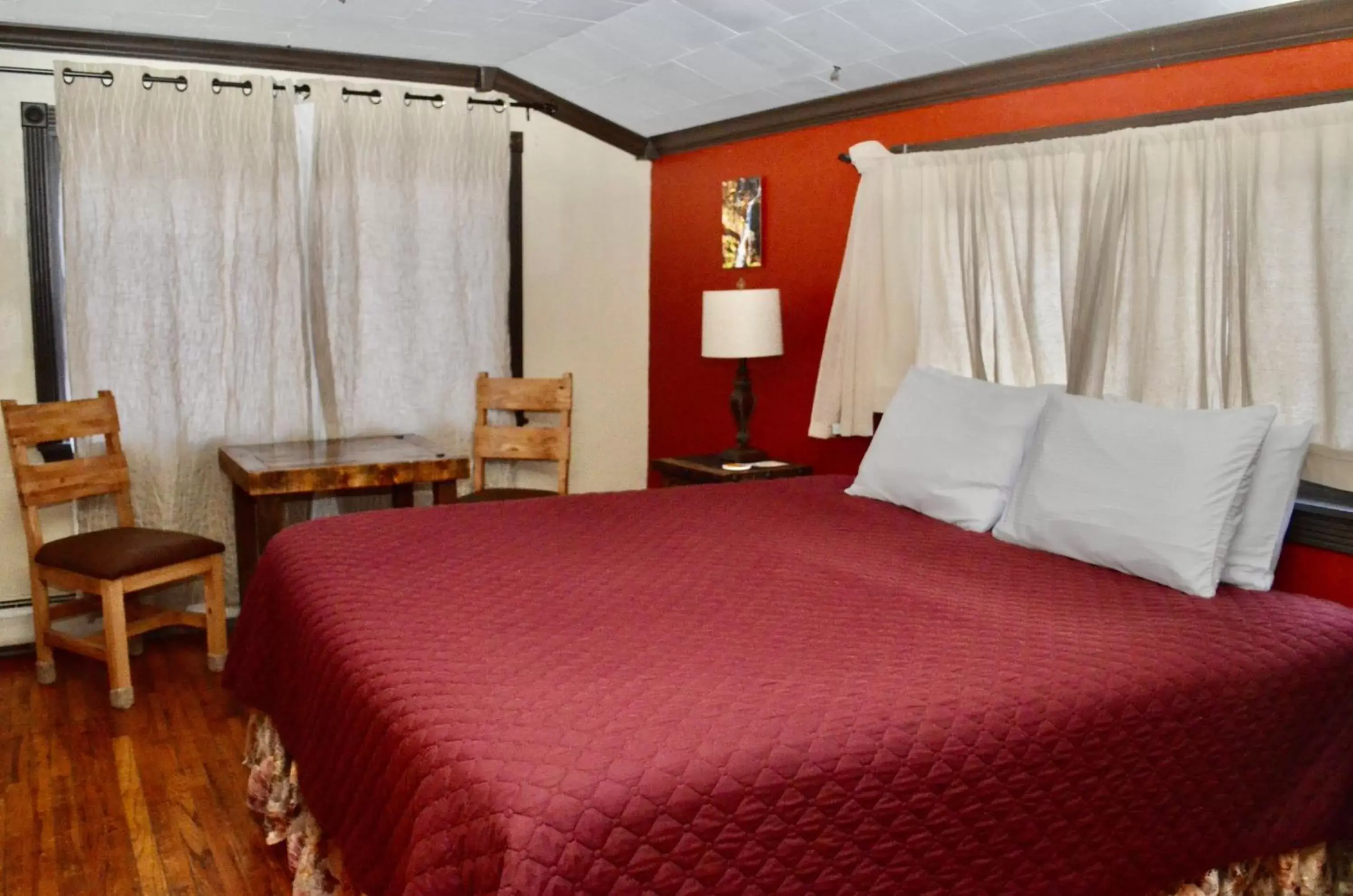 Bedroom, Bed in The Ouray Main Street Inn