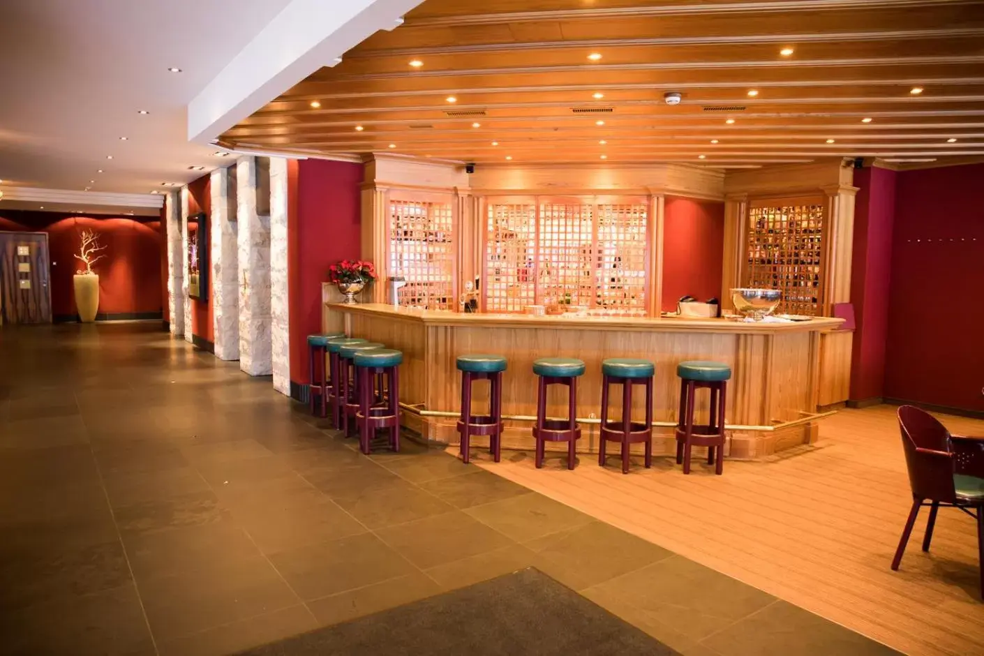 Lounge or bar in Arosa Kulm Hotel & Alpin Spa