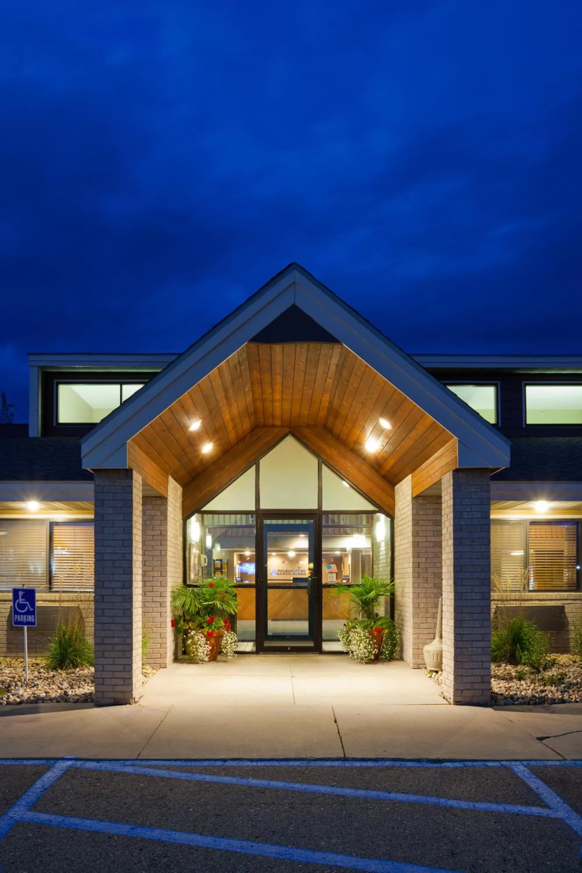 Facade/entrance in AmericInn by Wyndham Clear Lake