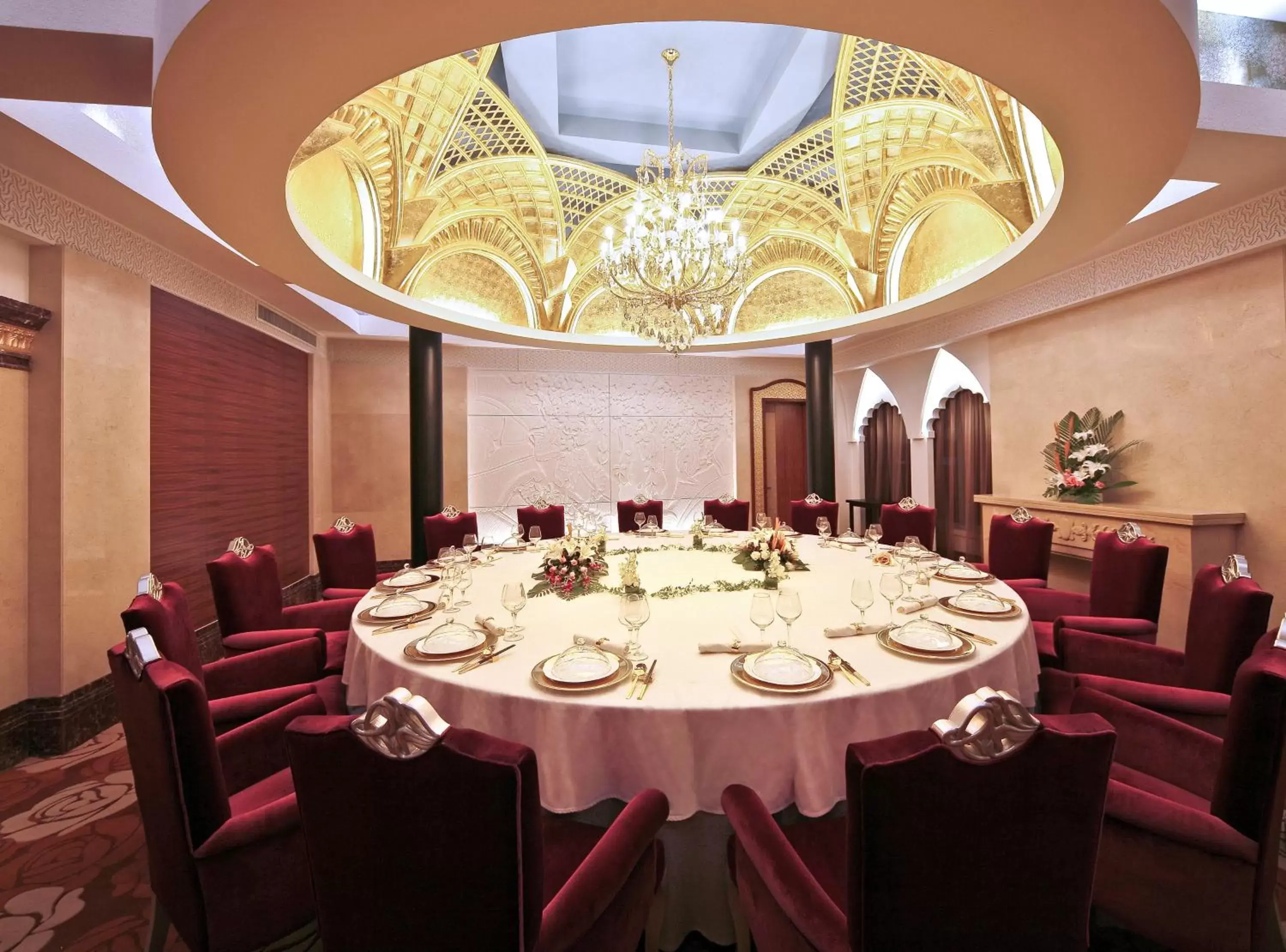 Restaurant/places to eat, Banquet Facilities in Nanjing Central Hotel