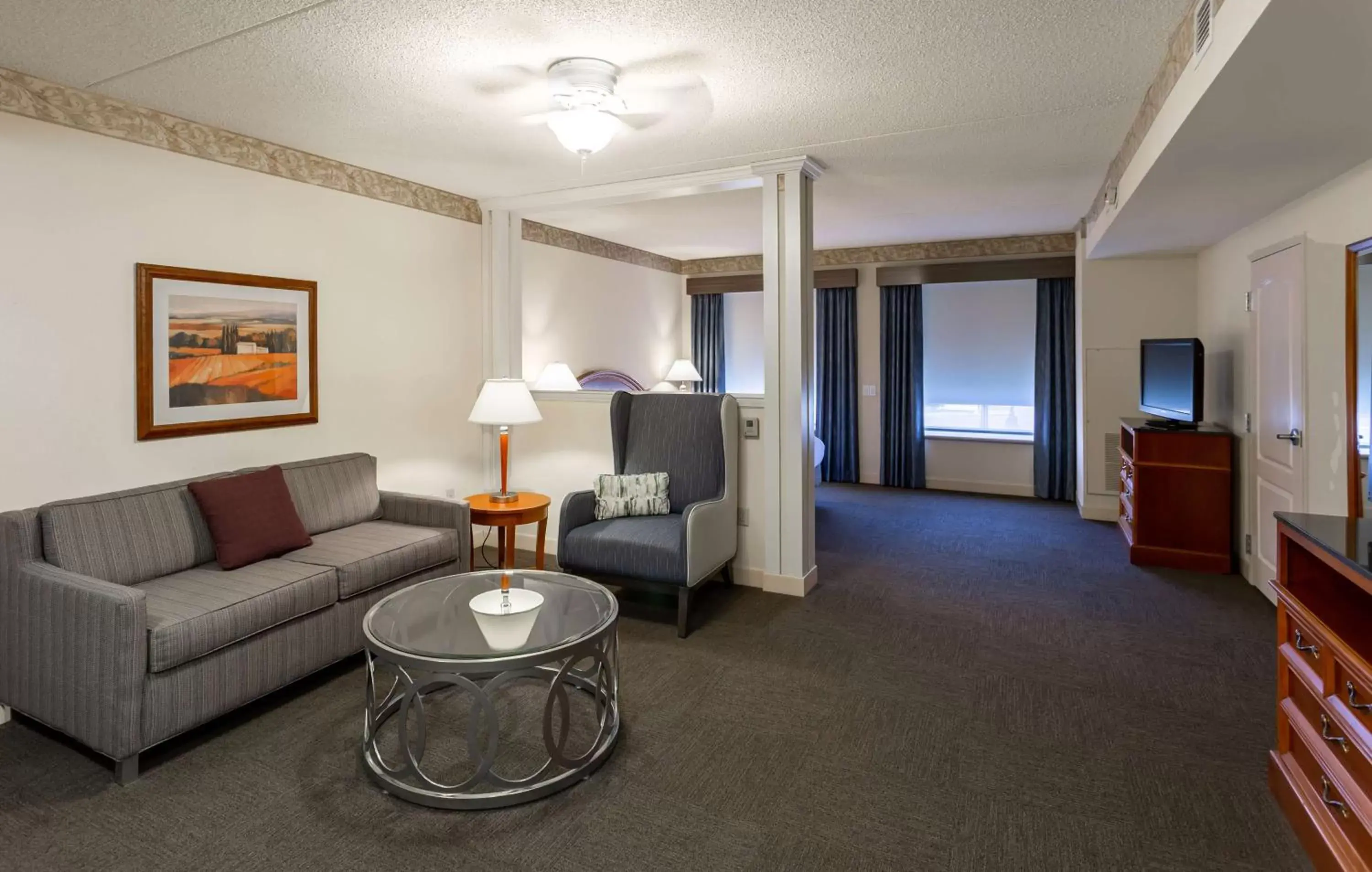 Living room, Seating Area in Hilton Garden Inn Wooster