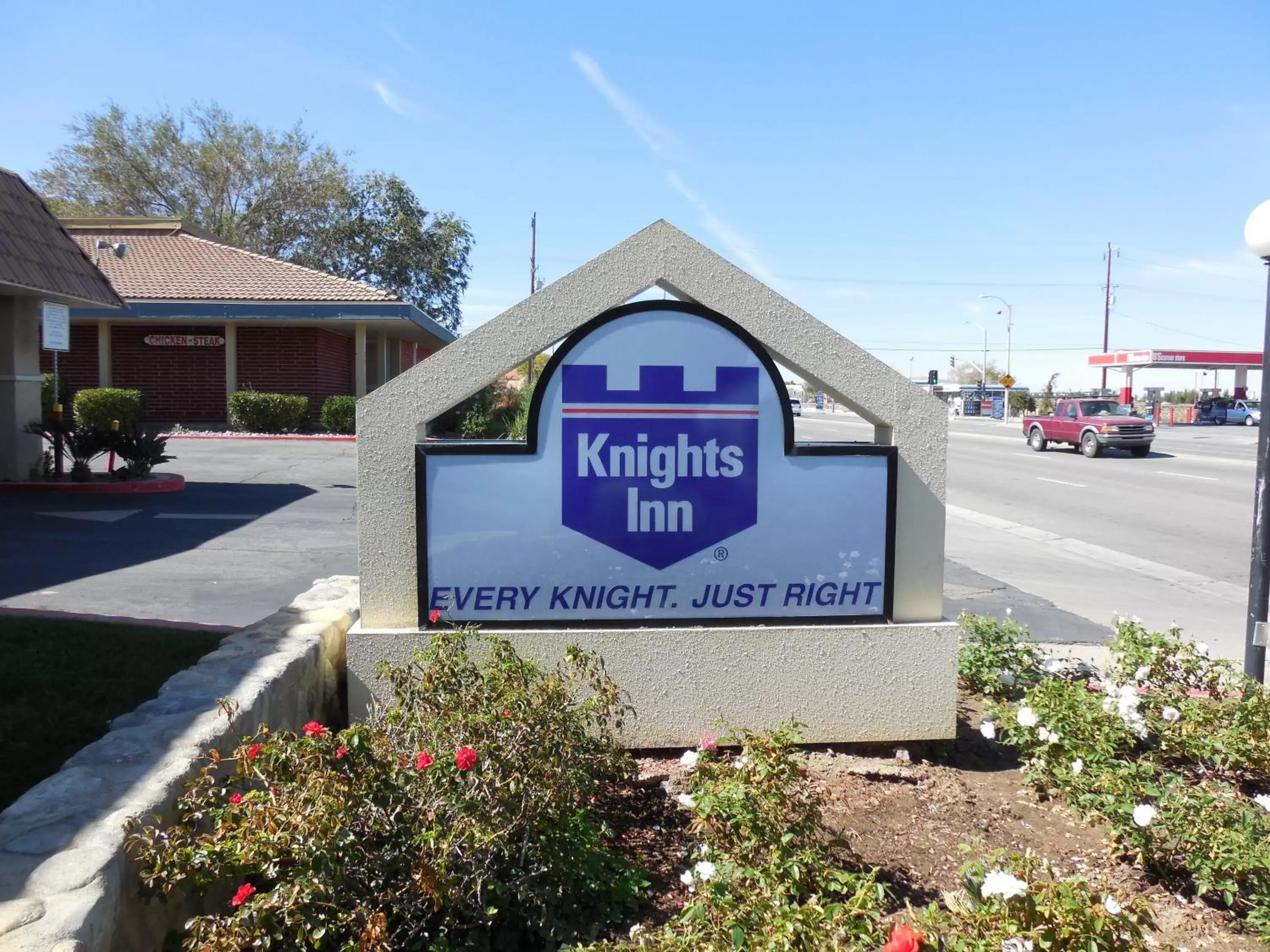 Property logo or sign, Property Building in Knights Inn Palmdale