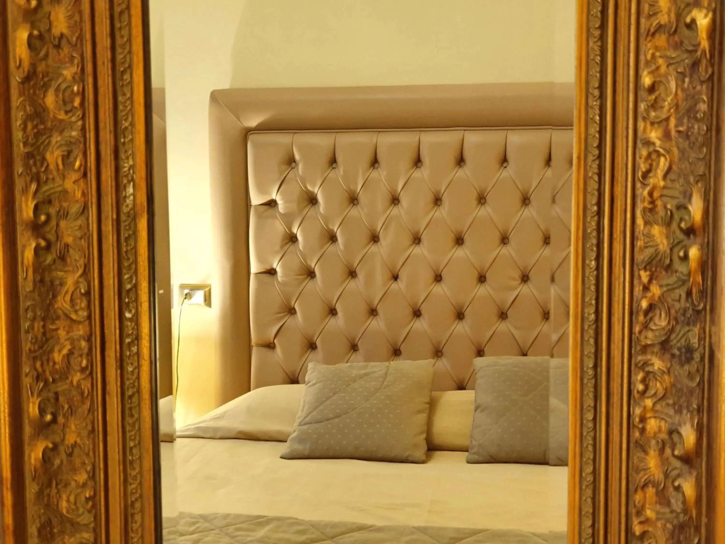 Bed in Hotel Continentale
